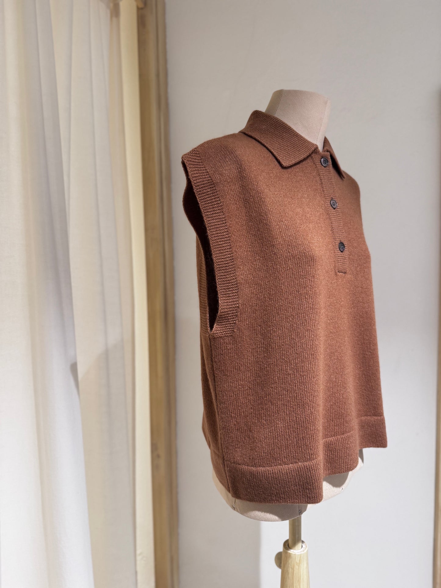 W Oversized Polo Collar - Belle Rose - Monk