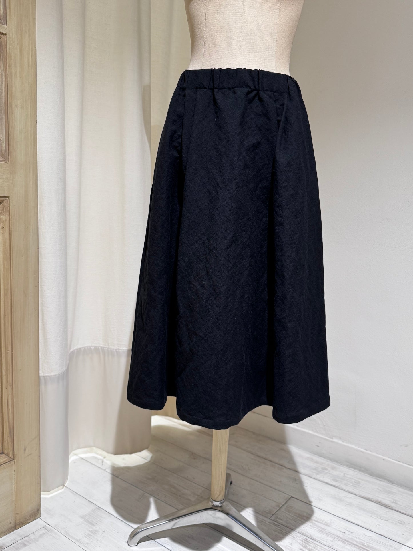 W Skirt APUNTOB - Black