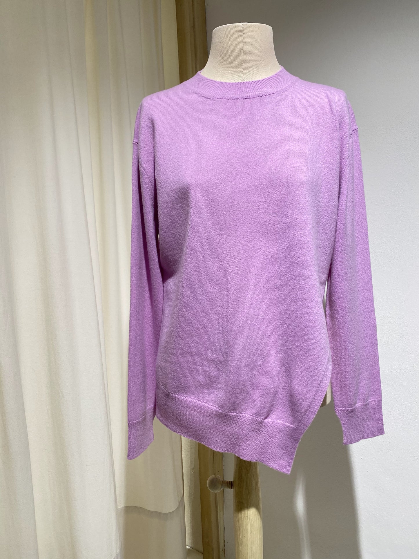 W SANPO ASIMETRIC CREW NECK KNIT STUDIO NICHOLSON