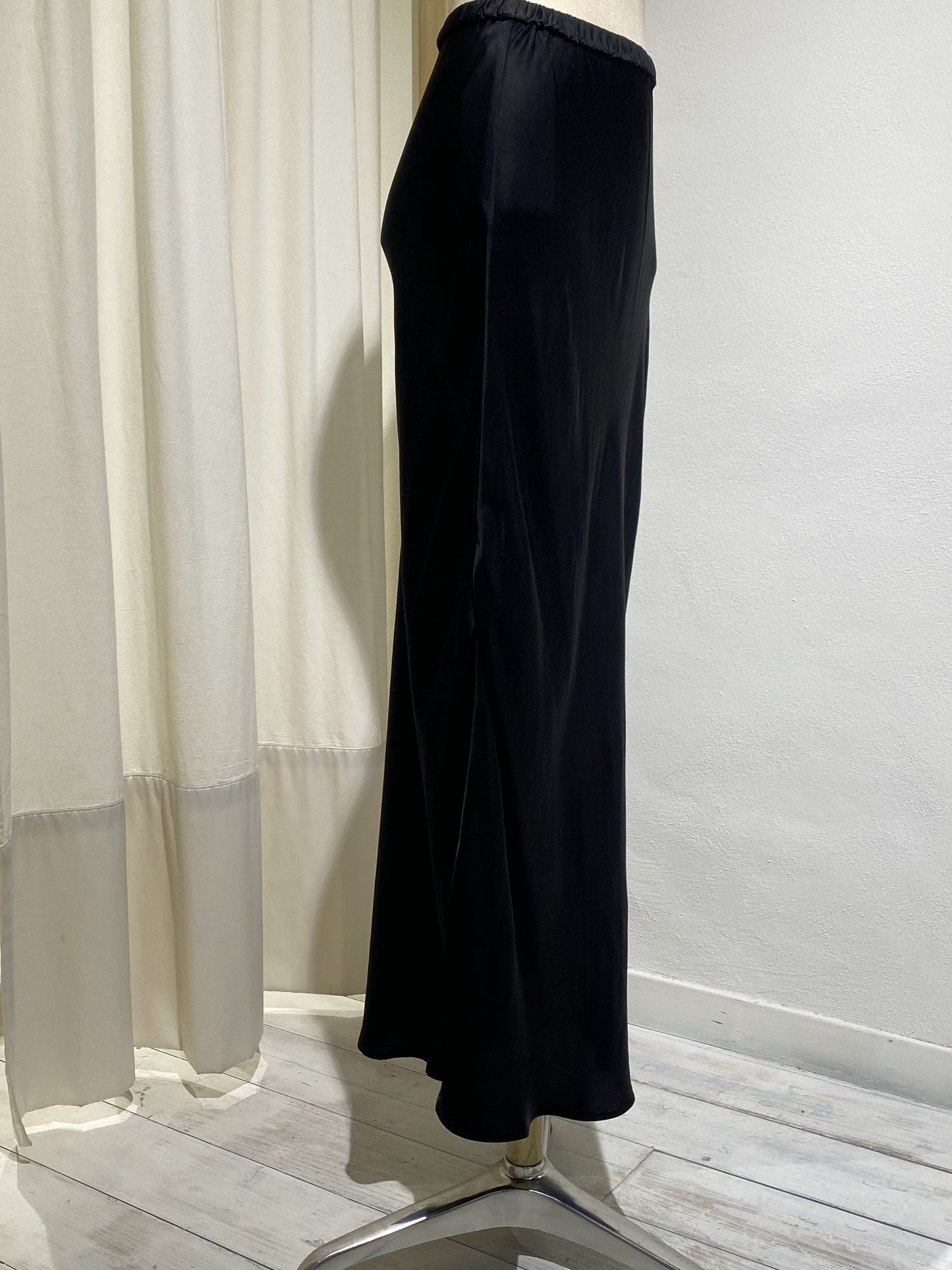W DIEGA LONG SKIRT BLACK
