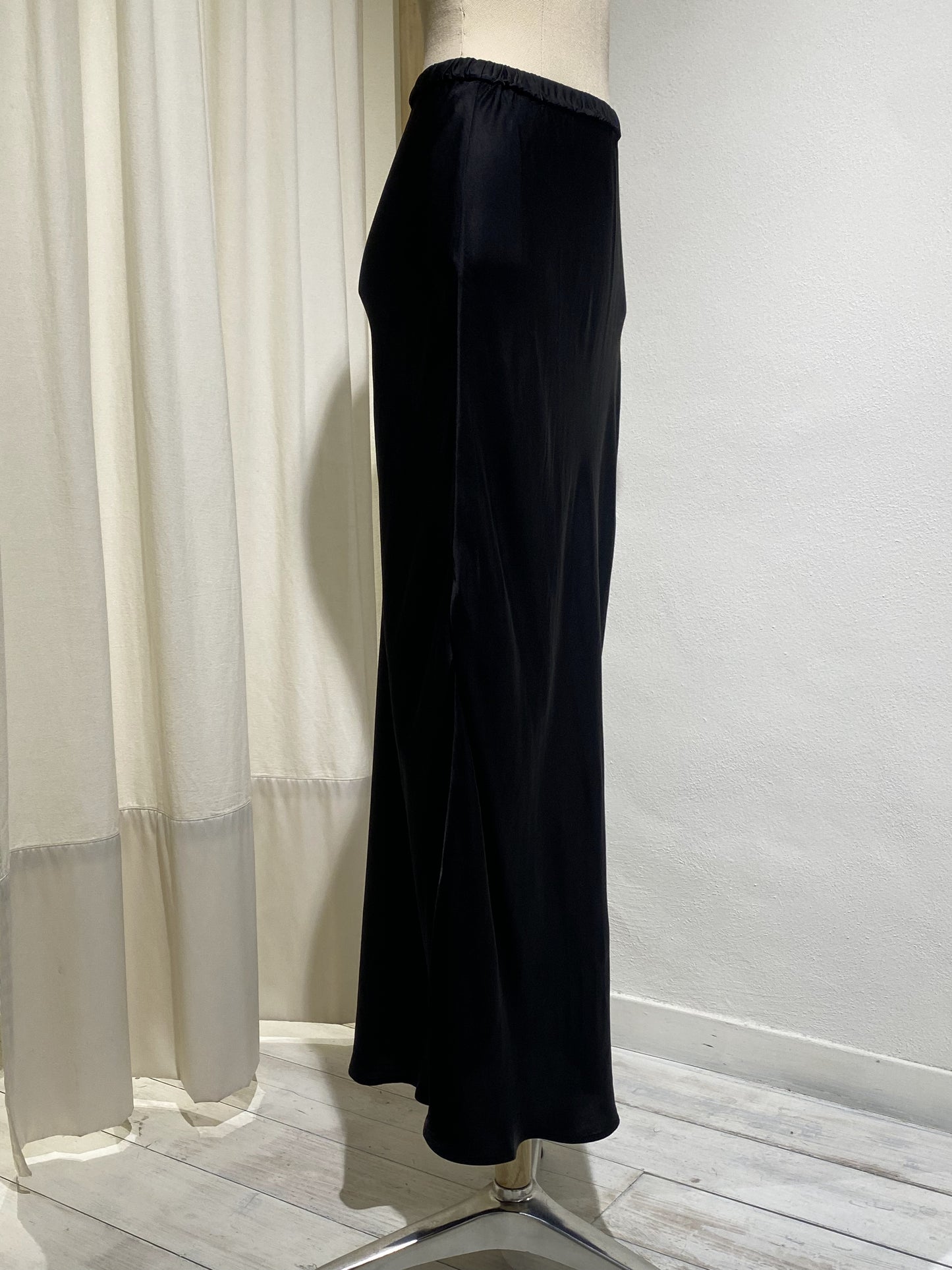 W DIEGA LONG SKIRT BLACK