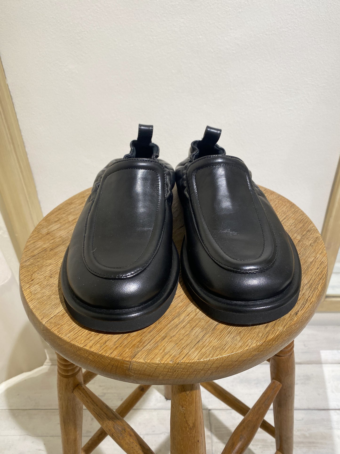 WOMEN'S DONOVAN SHOE STUDIO NICHOLSON BLACK