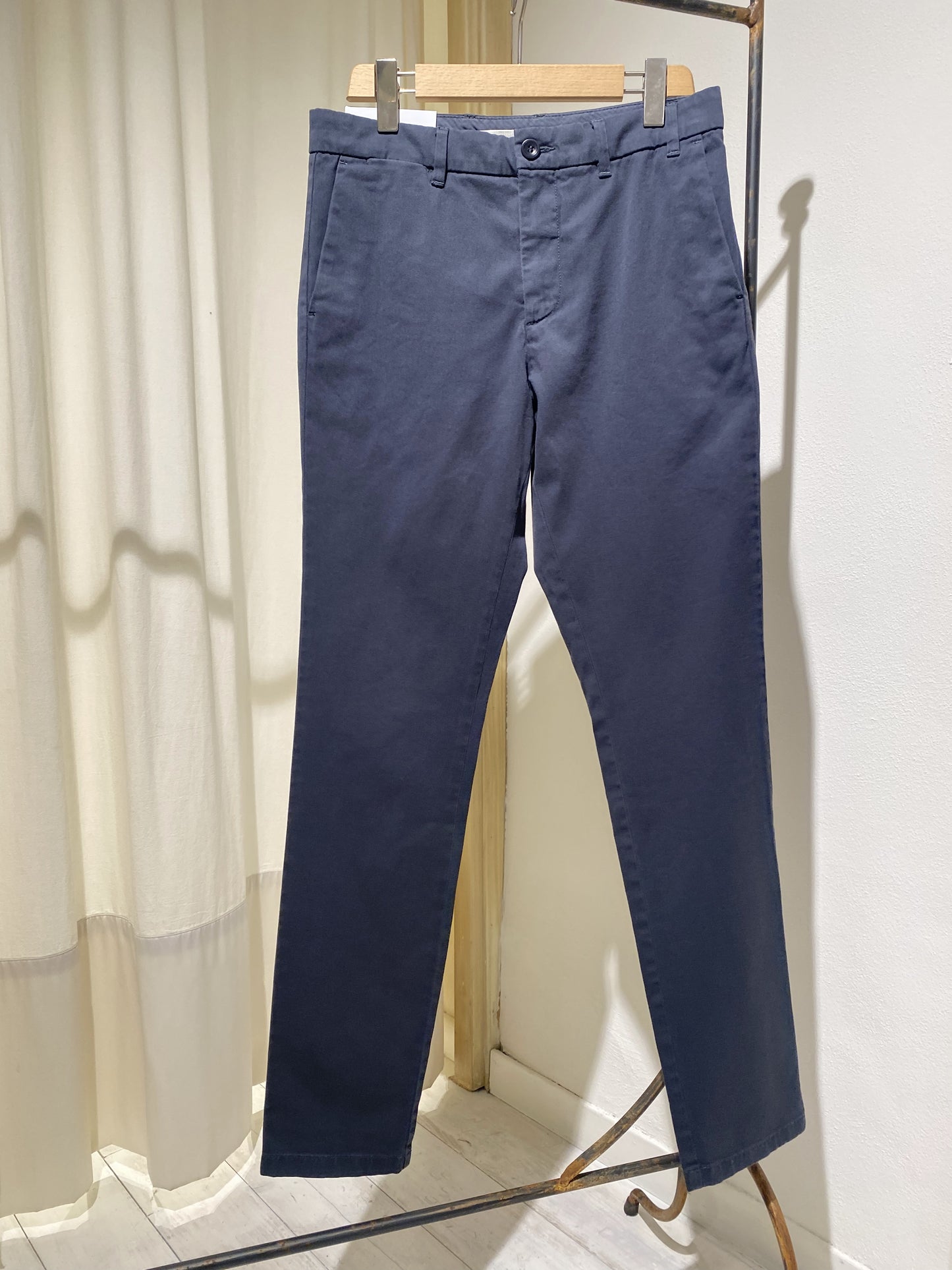 M AROS SLIM LIGHT STRETCH CHINO PANT