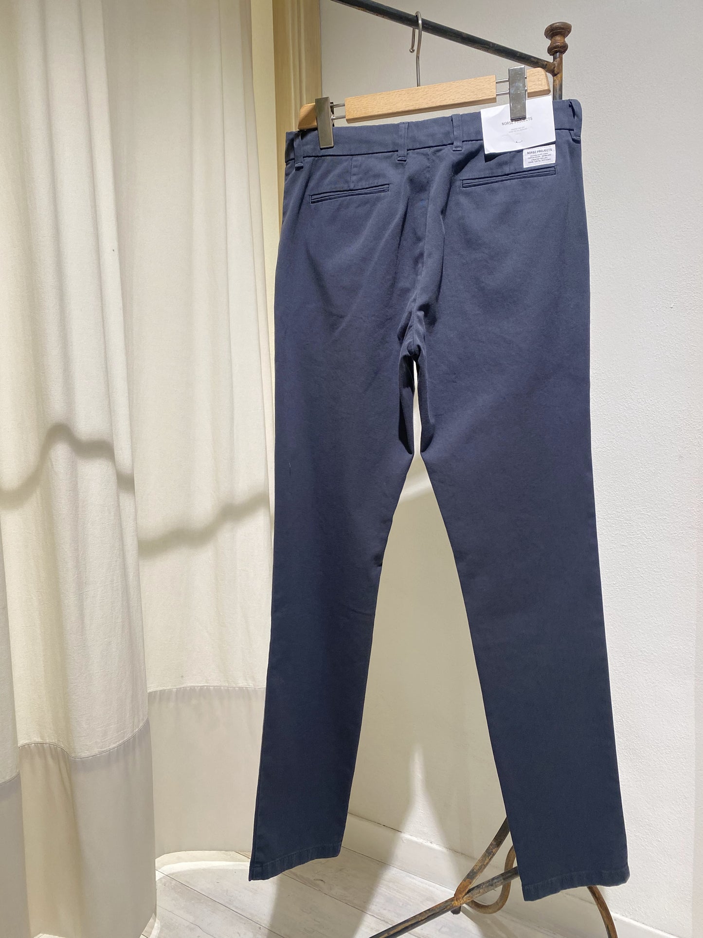 M AROS SLIM LIGHT STRETCH CHINO PANT