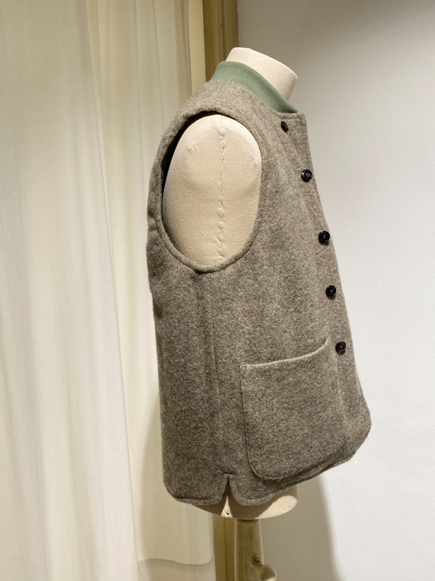 M OLIVER VEST REVERSIBLE EAST HARBOUT SURPLUS Military Green