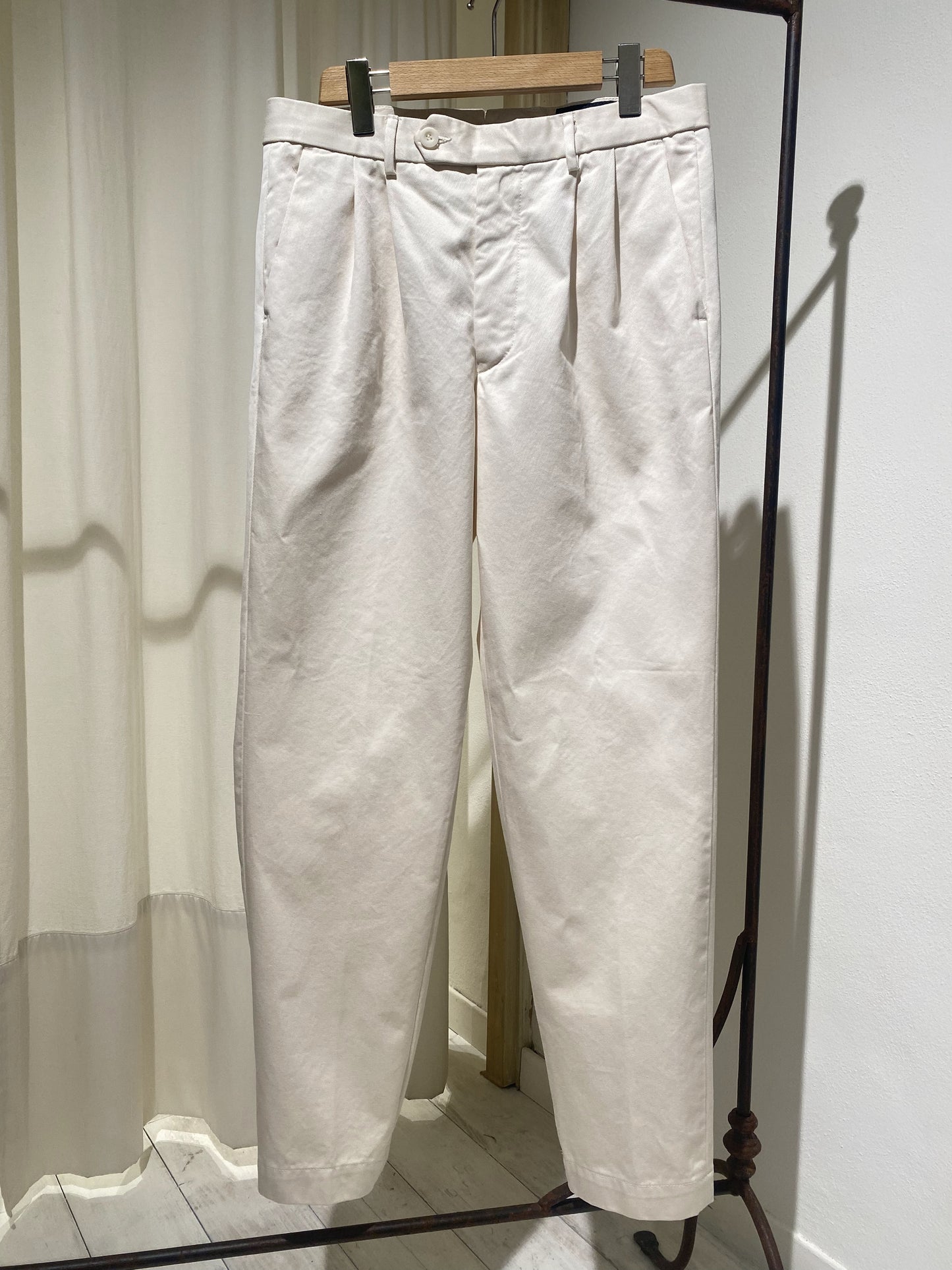 M PANT MARTIN EAST HARBOUR SURPLUS - MILK