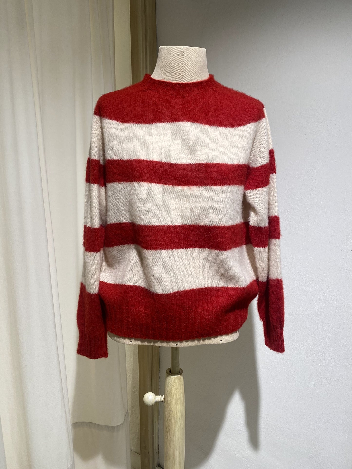 W A DANCE IN THE JUNGLE HOWLIN' roundneck KNITWEAR Flaming Red