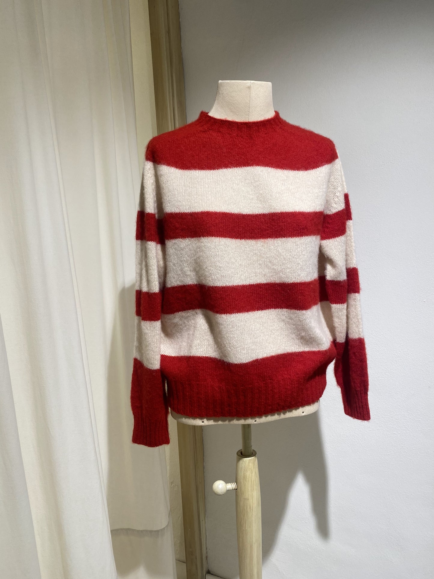 W A DANCE IN THE JUNGLE HOWLIN' roundneck KNITWEAR Flaming Red