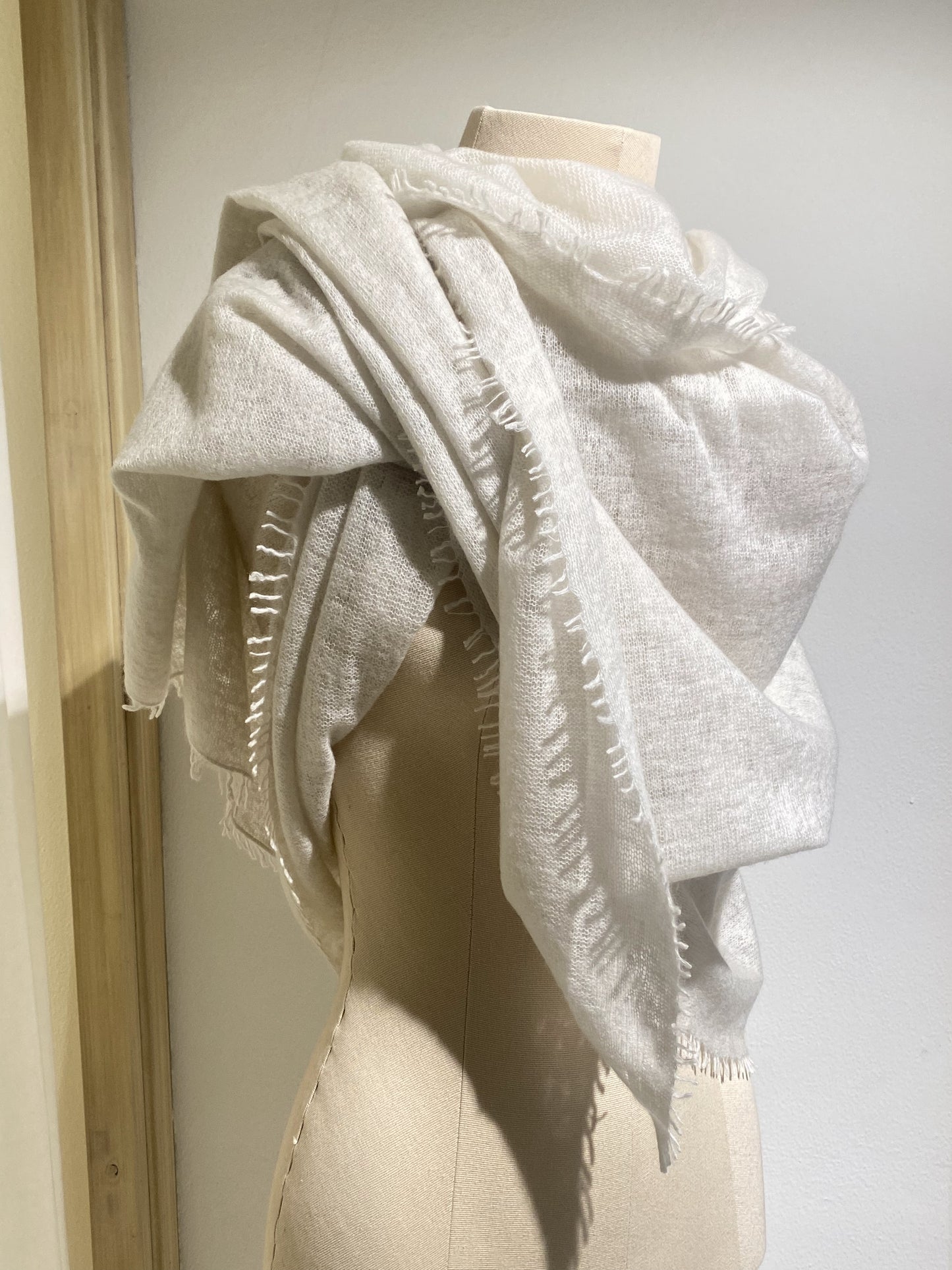 W SCARF MILK MOULETA