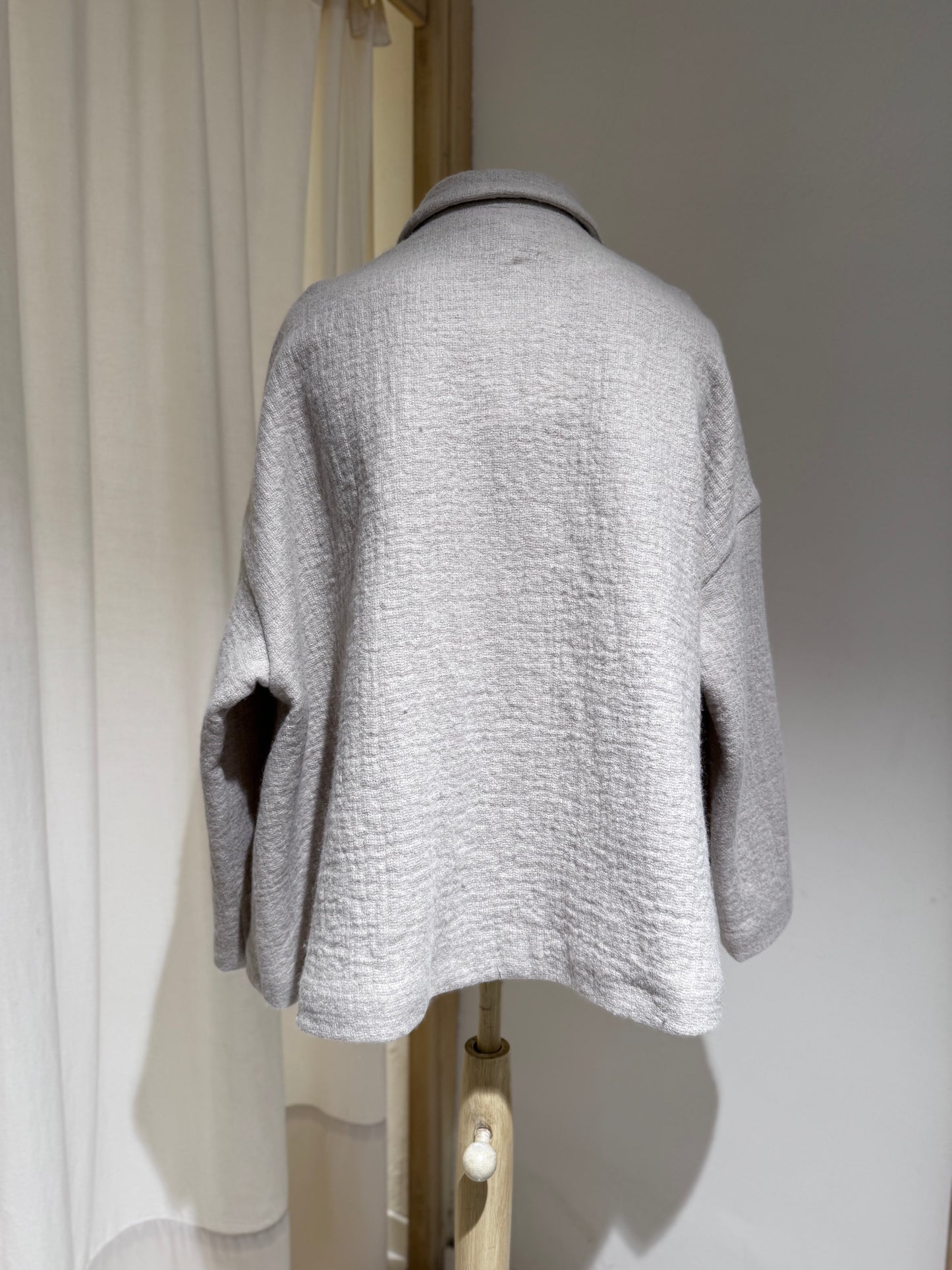 W Jacket APUNTOB Ice White