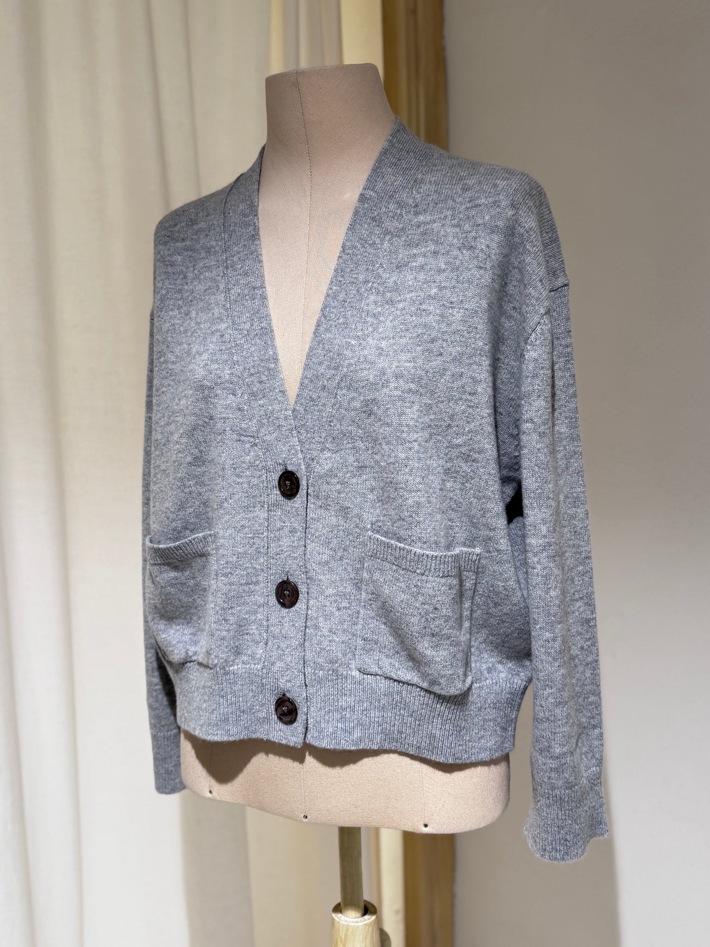 W Knitwear Gakkin Boxy Cardigan BELLEROSE - Grey