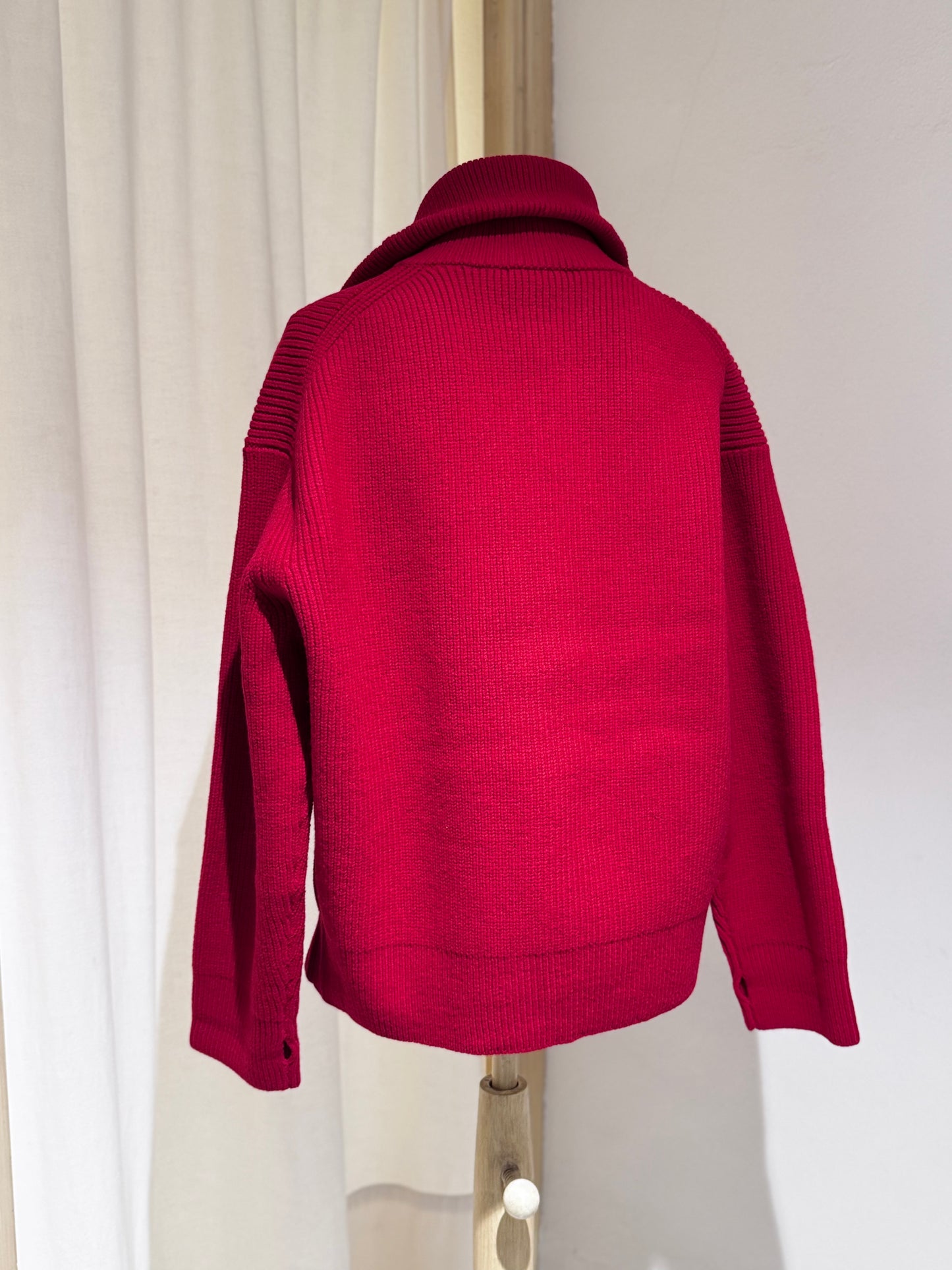 W Camioner Sandos Merino Wool Rib STUDIO NICHOLSON Crimson