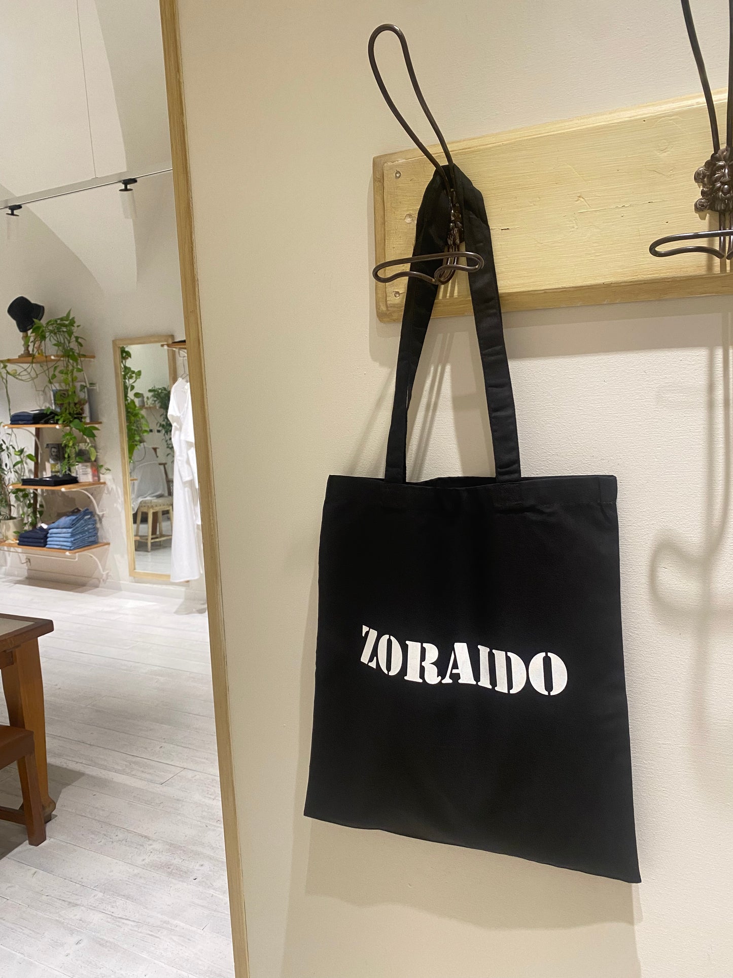 Logo TOTE Bag "ZORAIDO" - BLACK