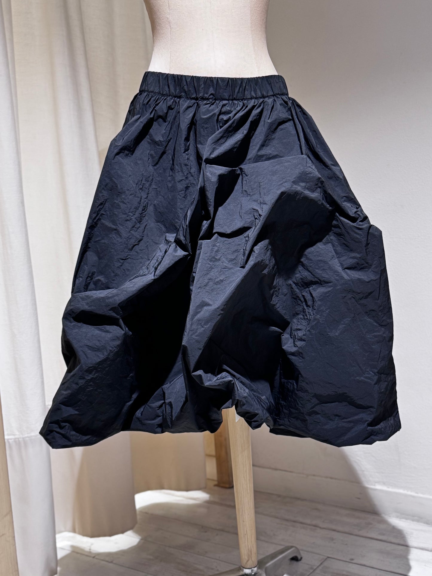 W Skirt APUNTOB - Black