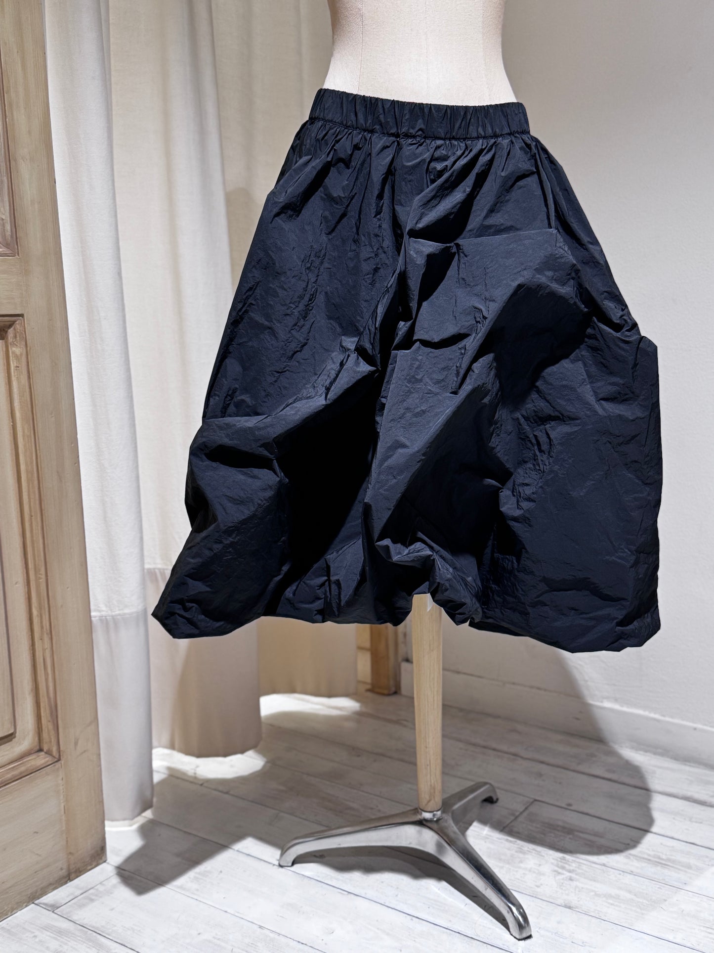 W Skirt APUNTOB - Black