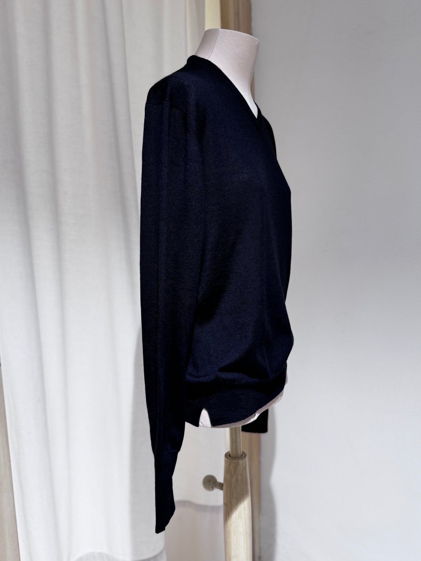 W Knitwear V Neck MA RY YA Black