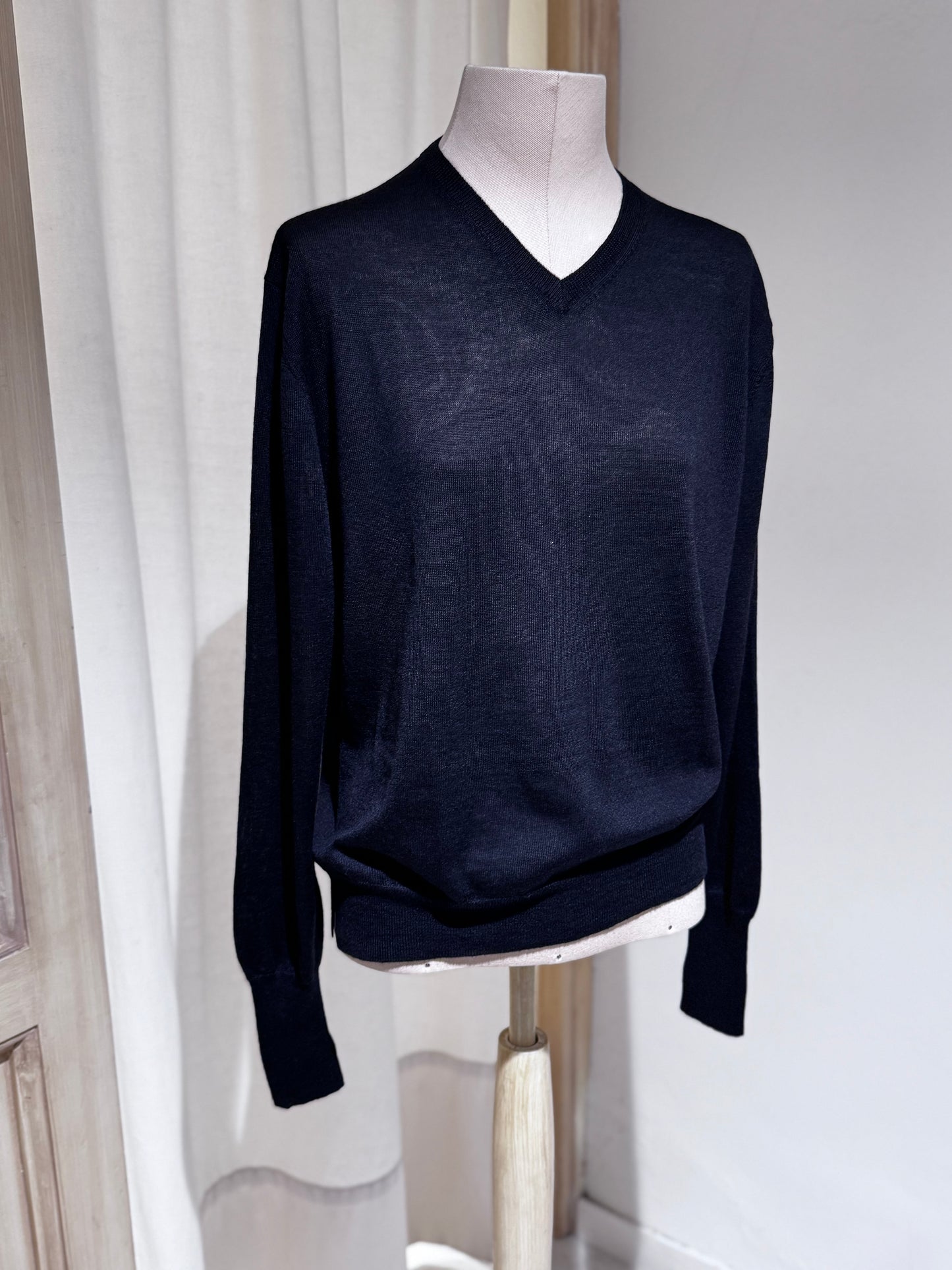 W Knitwear V Neck MA RY YA Black