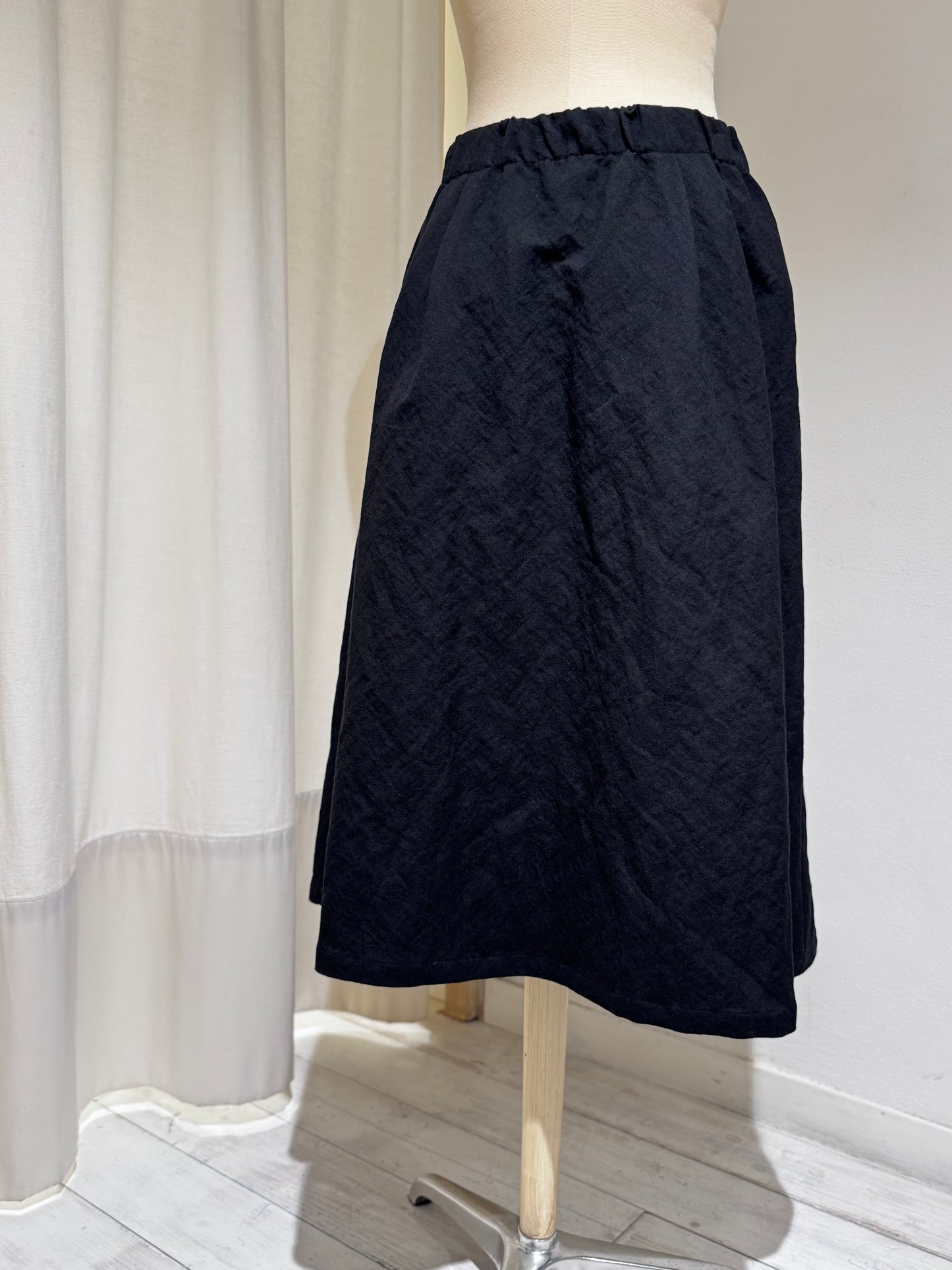 W Skirt APUNTOB - Black