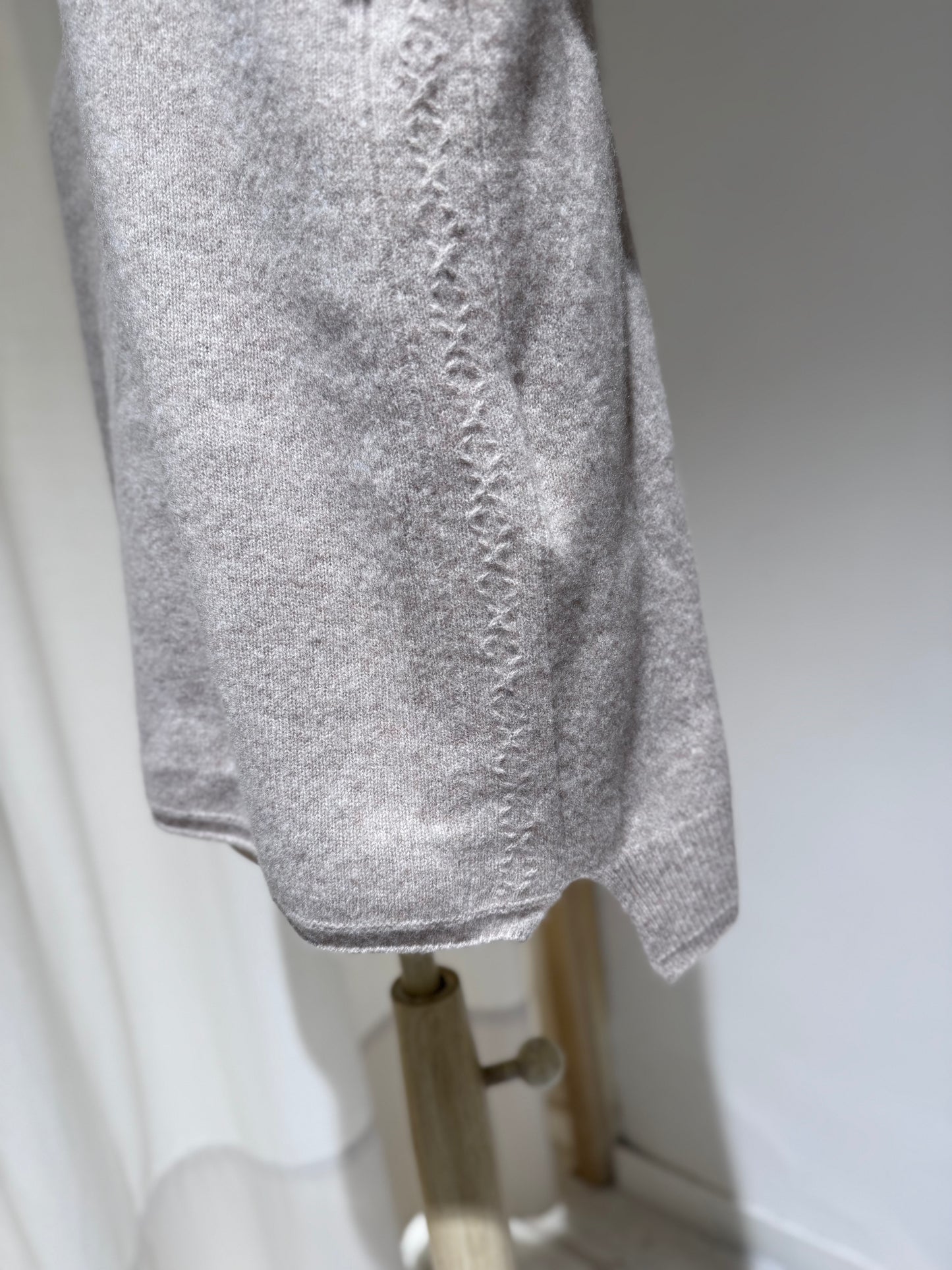 W Knitwear High Neck PAS DE CALAIS Beige