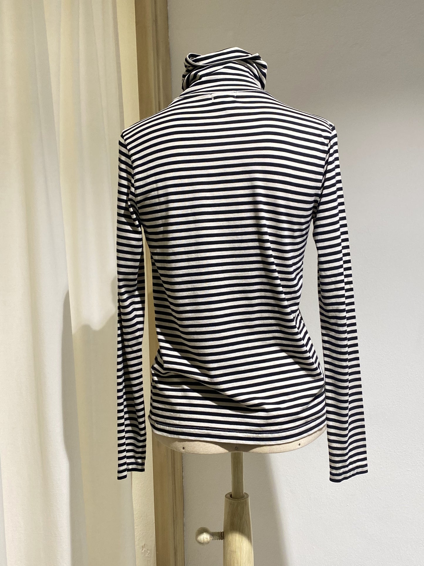 W TURTLE NECK LONG SLEVE T-SHIRT - DIEGA - STRIPED BLACK/MILK