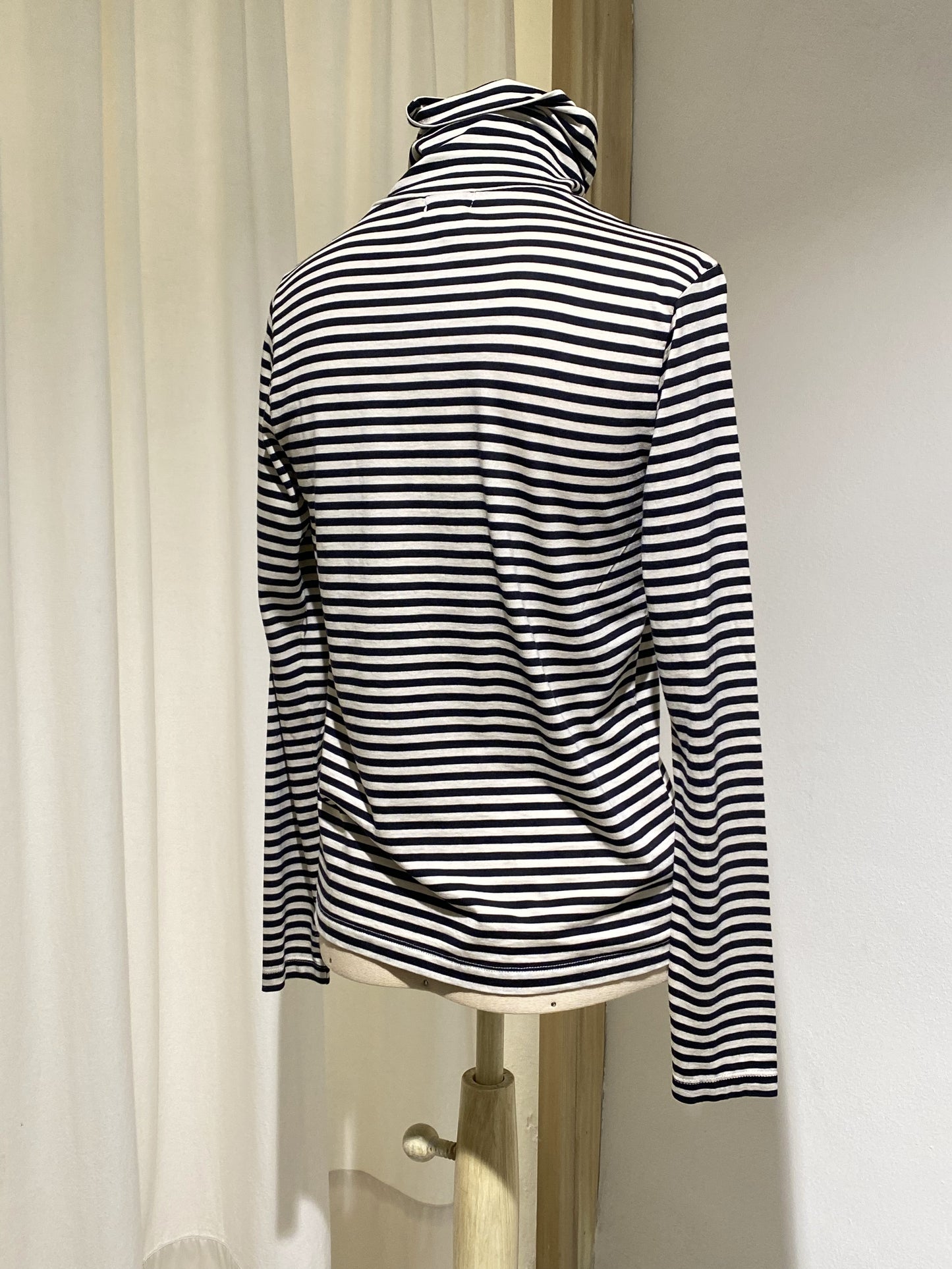 W TURTLE NECK LONG SLEVE T-SHIRT - DIEGA - STRIPED BLACK/MILK