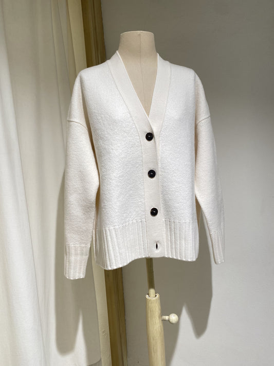 W SAKE CARDIGAN - STUDIO NICHOSLON - MILK