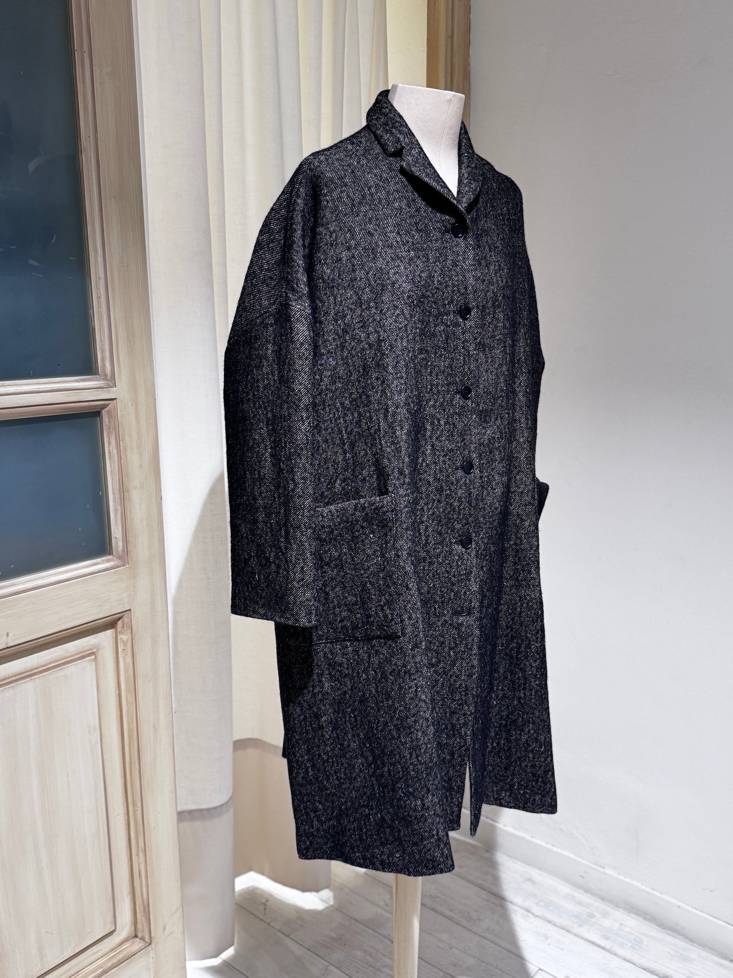 W COAT - APUNTOB  - BLACK