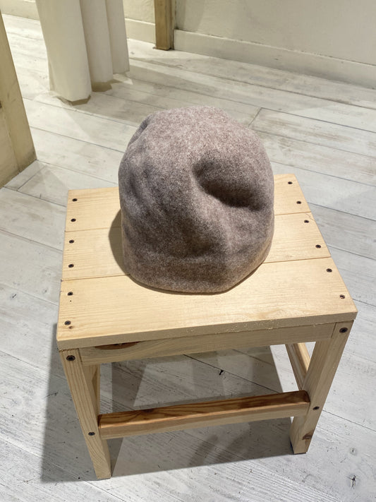 W TONY HAT - PCNQ - WARM GRAY