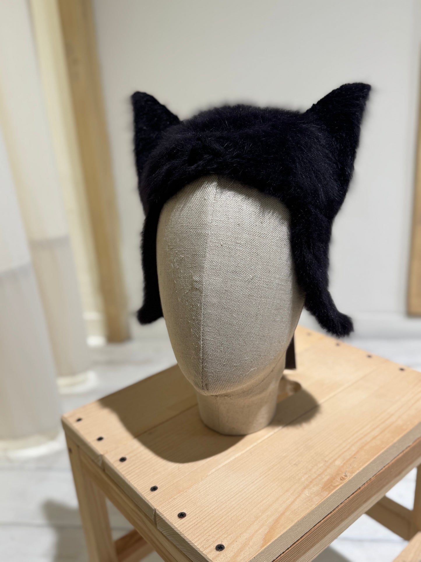 W PUSSYCAT HAT - YESEY - BLACK