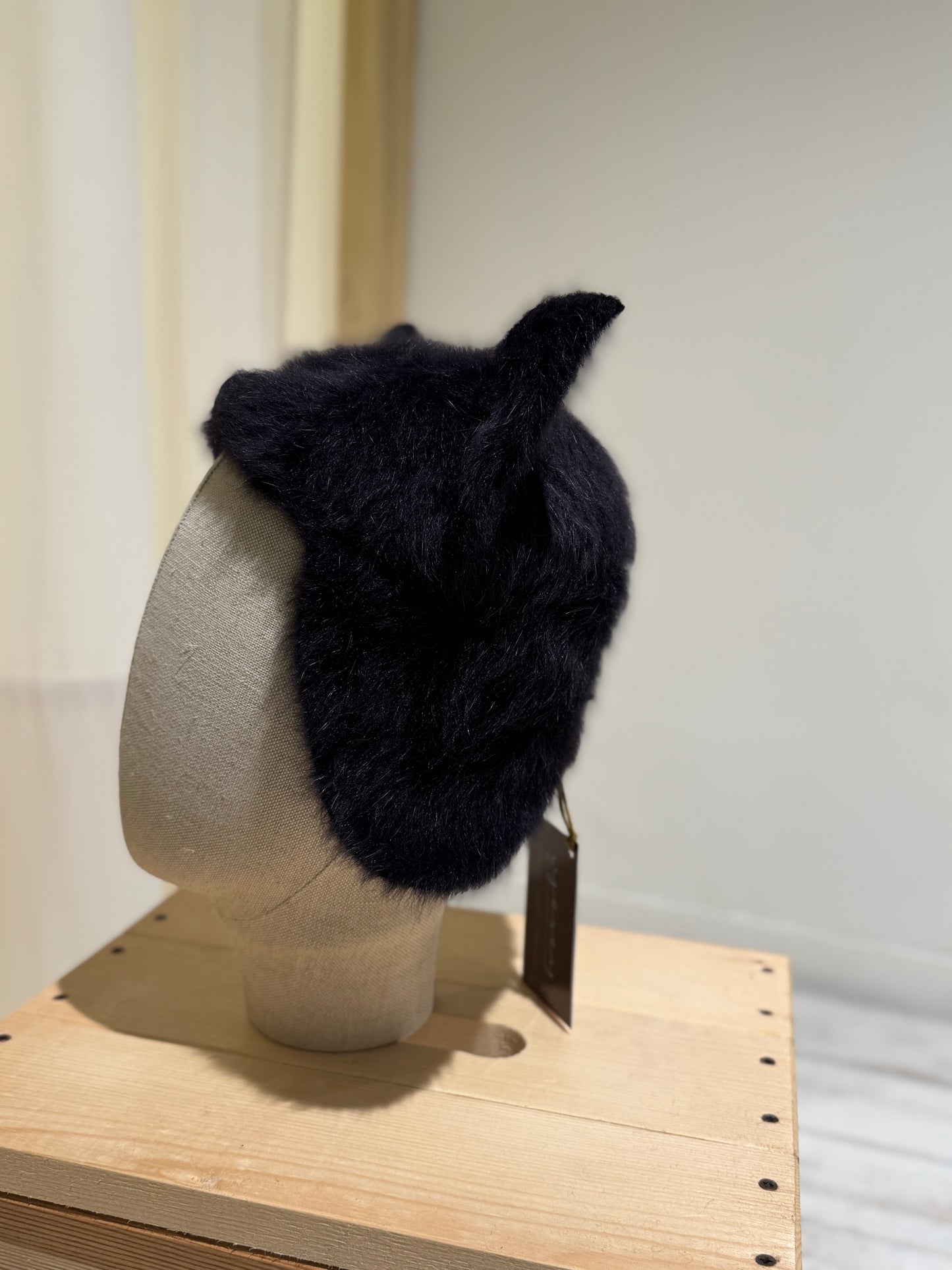 W PUSSYCAT HAT - YESEY - BLACK