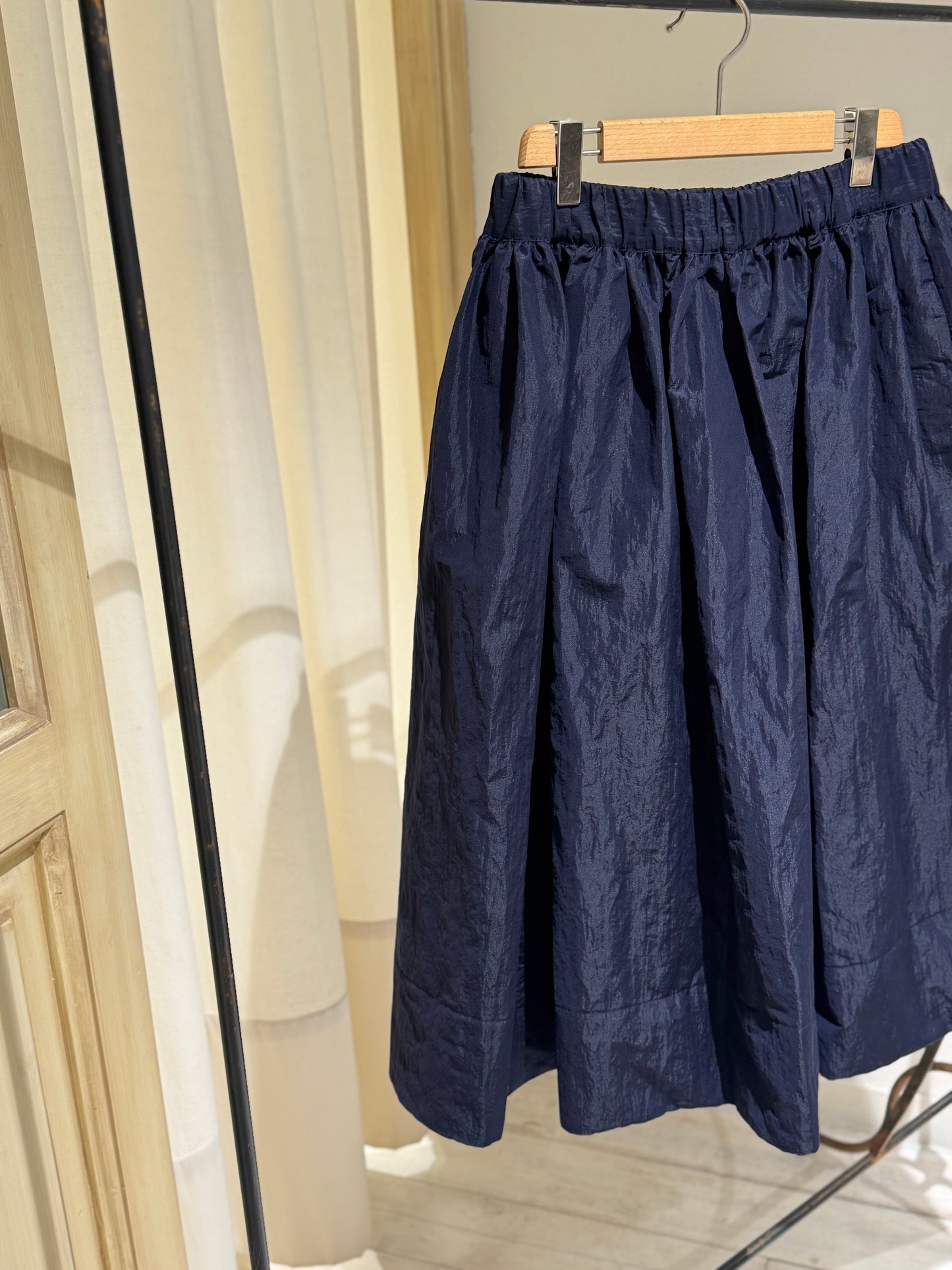 W SKIRT - APUNTOB - Navy Blue