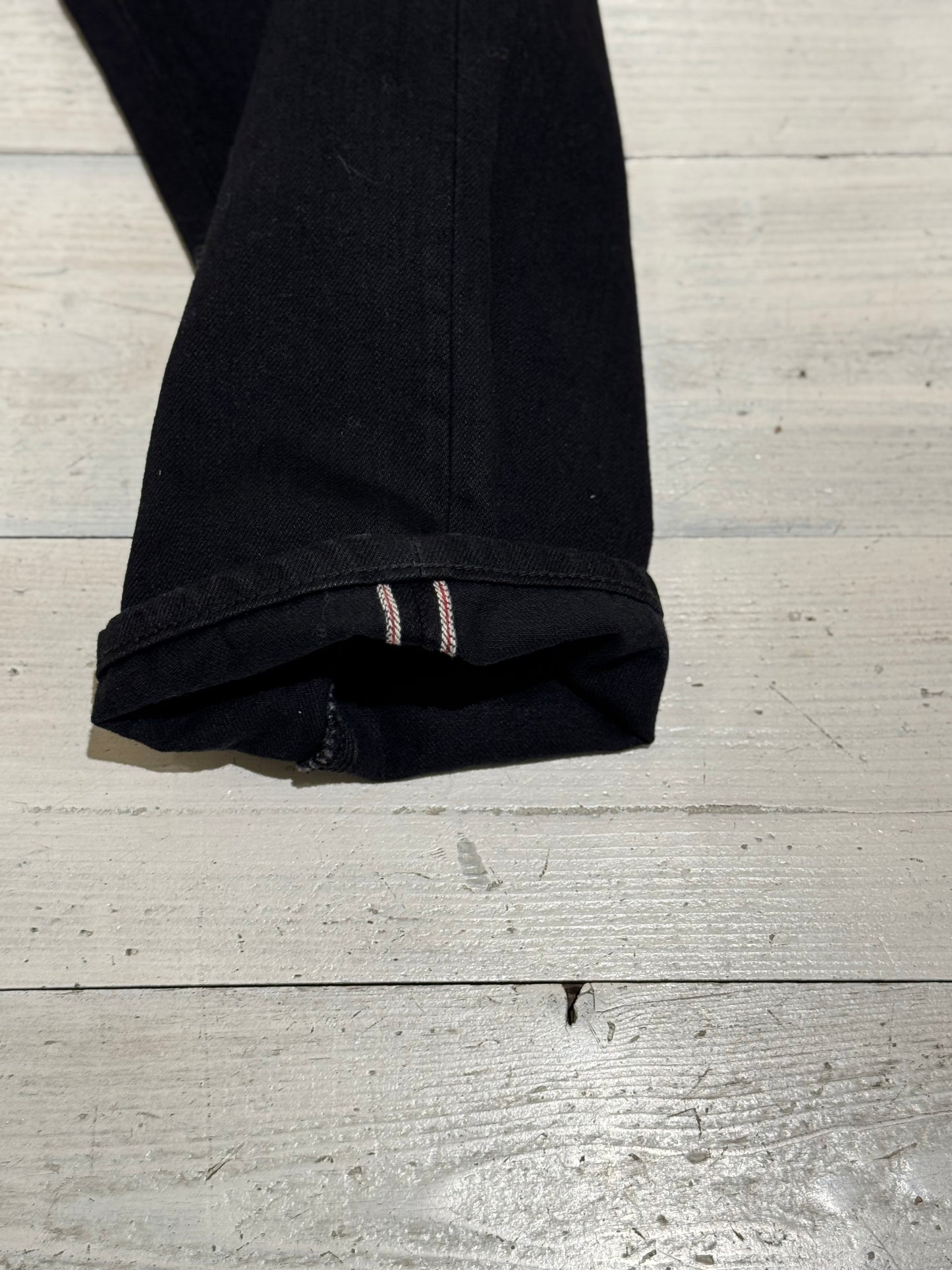 W Japanese Barrel Denim - MA RY YA - Black