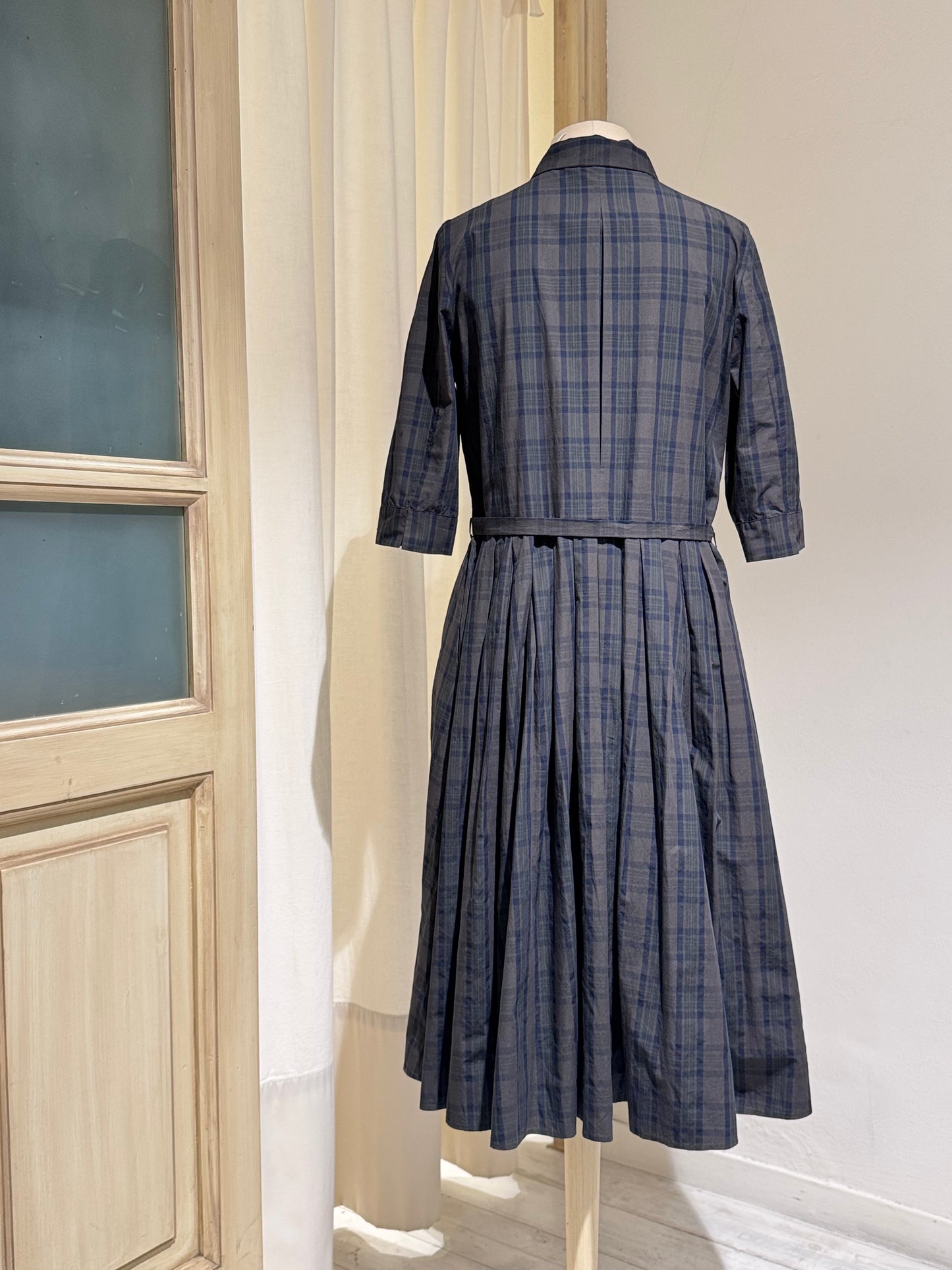 W CHECK DRESS - APUNTOB - GREY