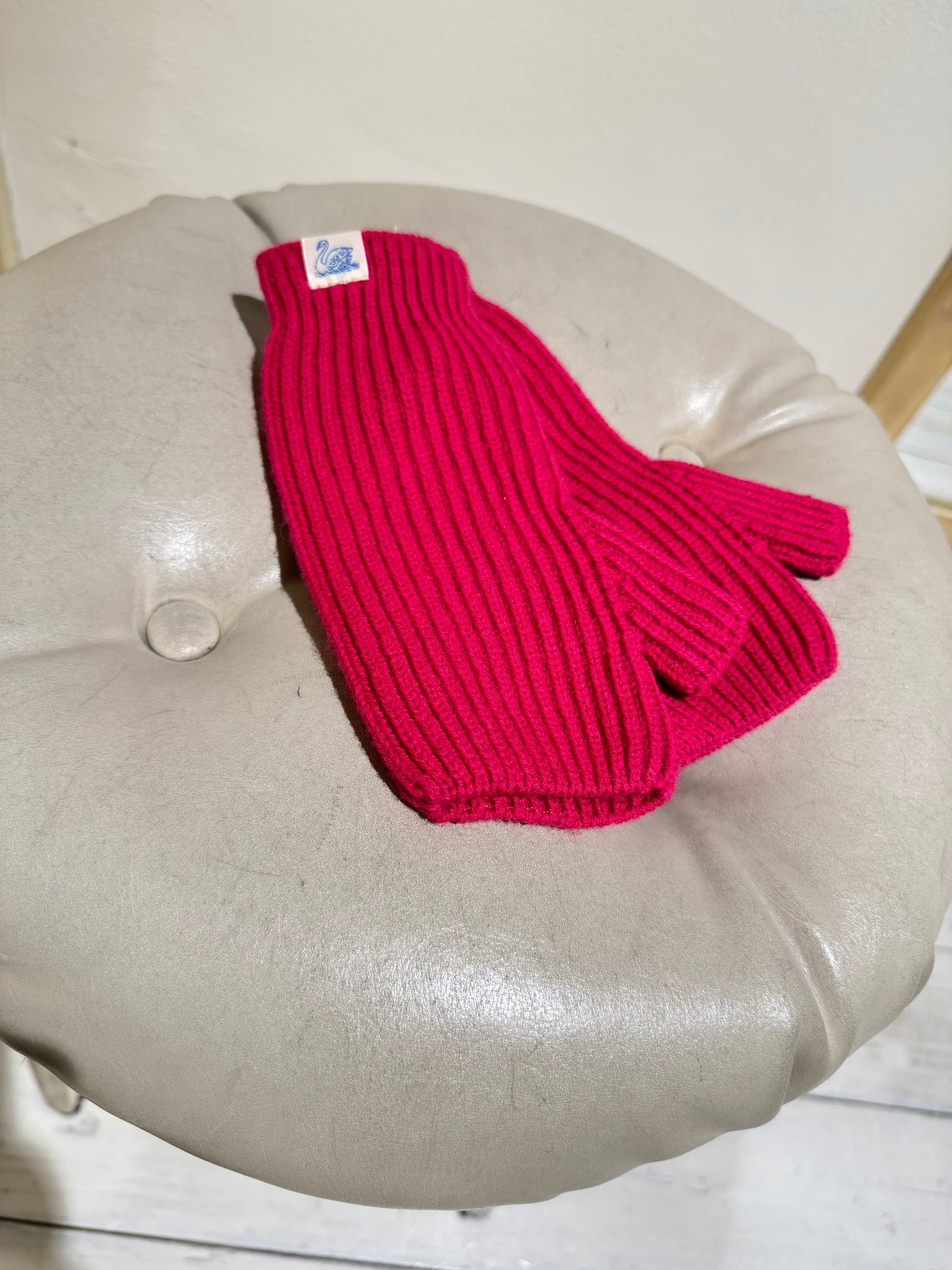 W wrist warmers, merino-silk-cashmere blend GLOVS - MERZ B SCHWANEN - PINK