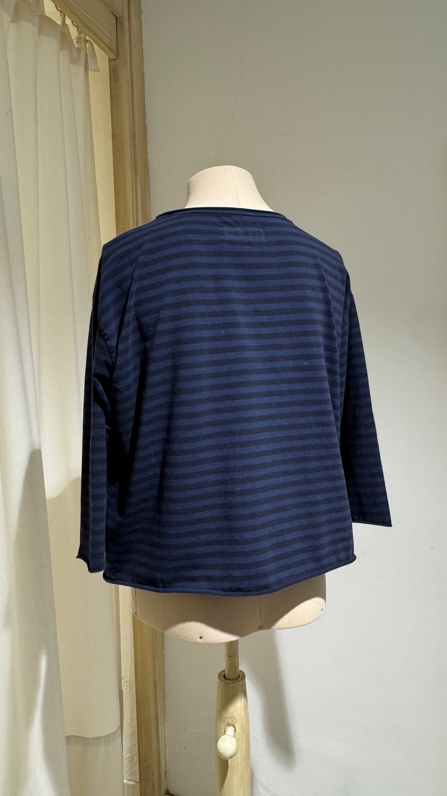 W - T-Shirt Lolita - LABO.ART - Stripped Navy/Black