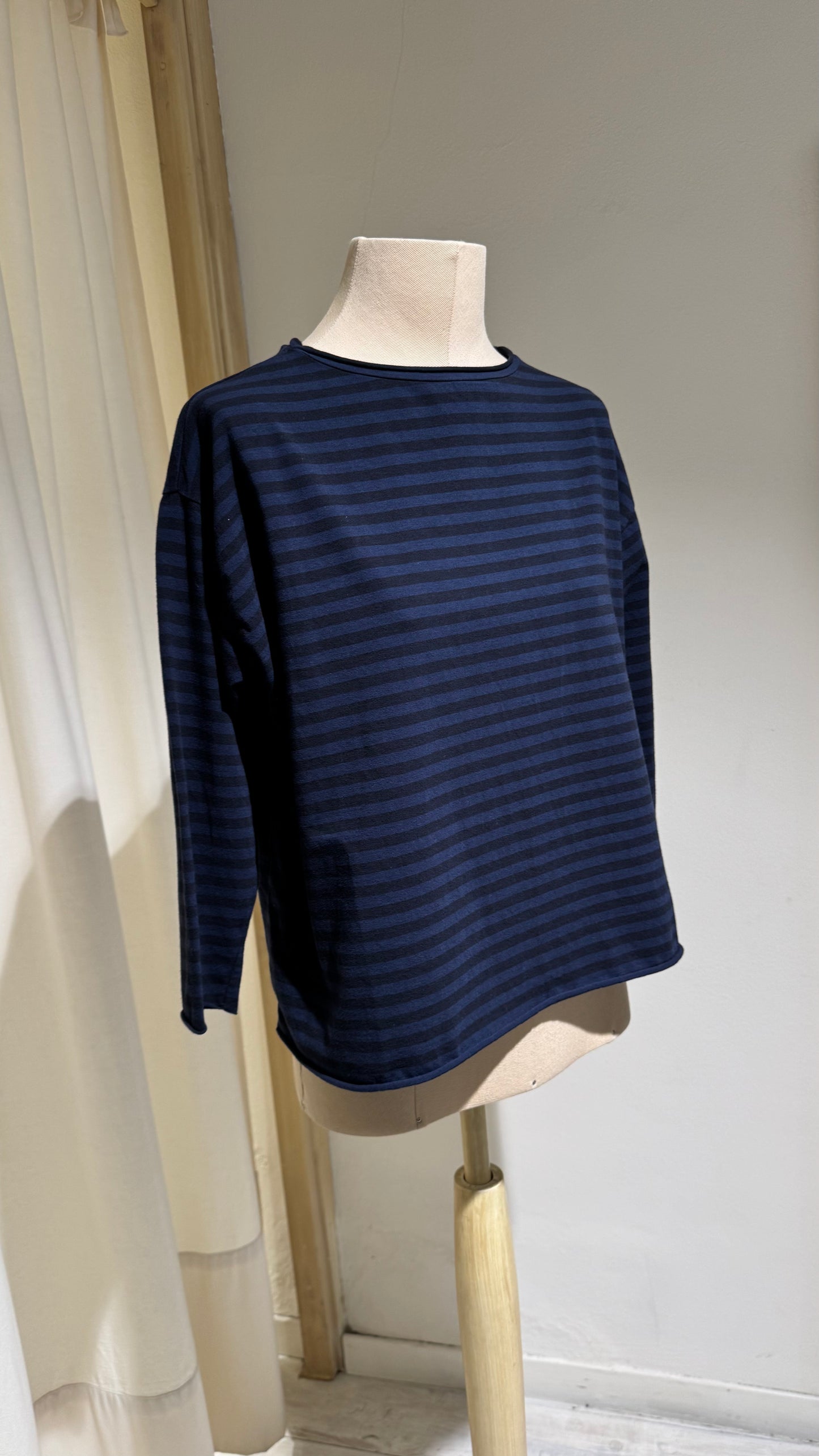 W - T-Shirt Lolita - LABO.ART - Stripped Navy/Black