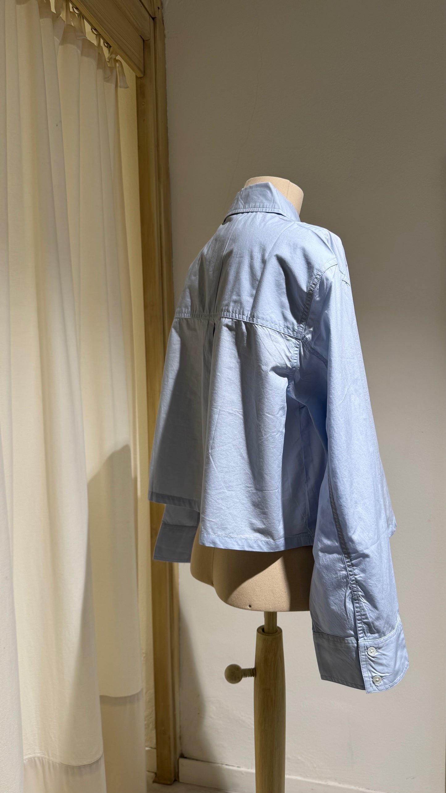 W - Capri Shirt - BELLEROSE - Light Blu