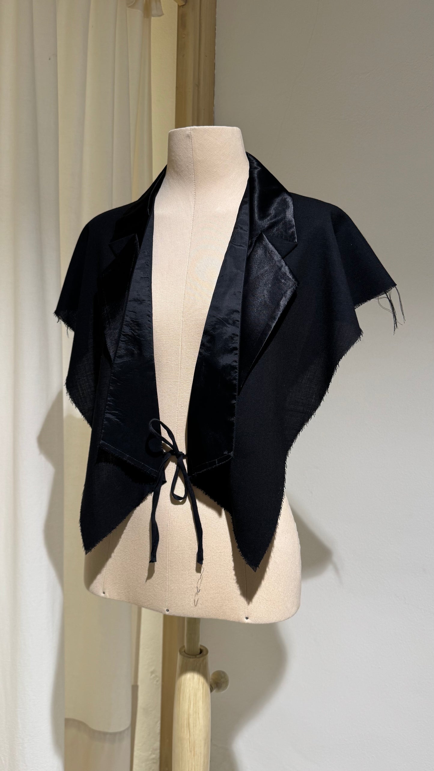 W - Gilet - MAISON MARGIELA ARTISANAL Collection S/S 2002 - Black