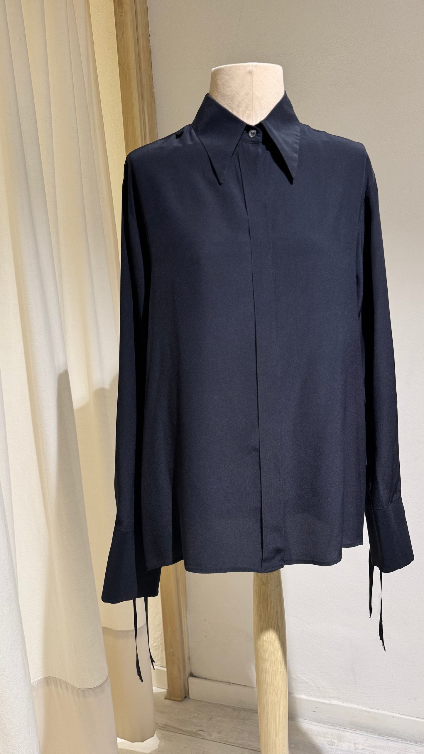 W - Shirt - MAISON MARGIELA ARTISANAL Collection - Year 1999 - Black