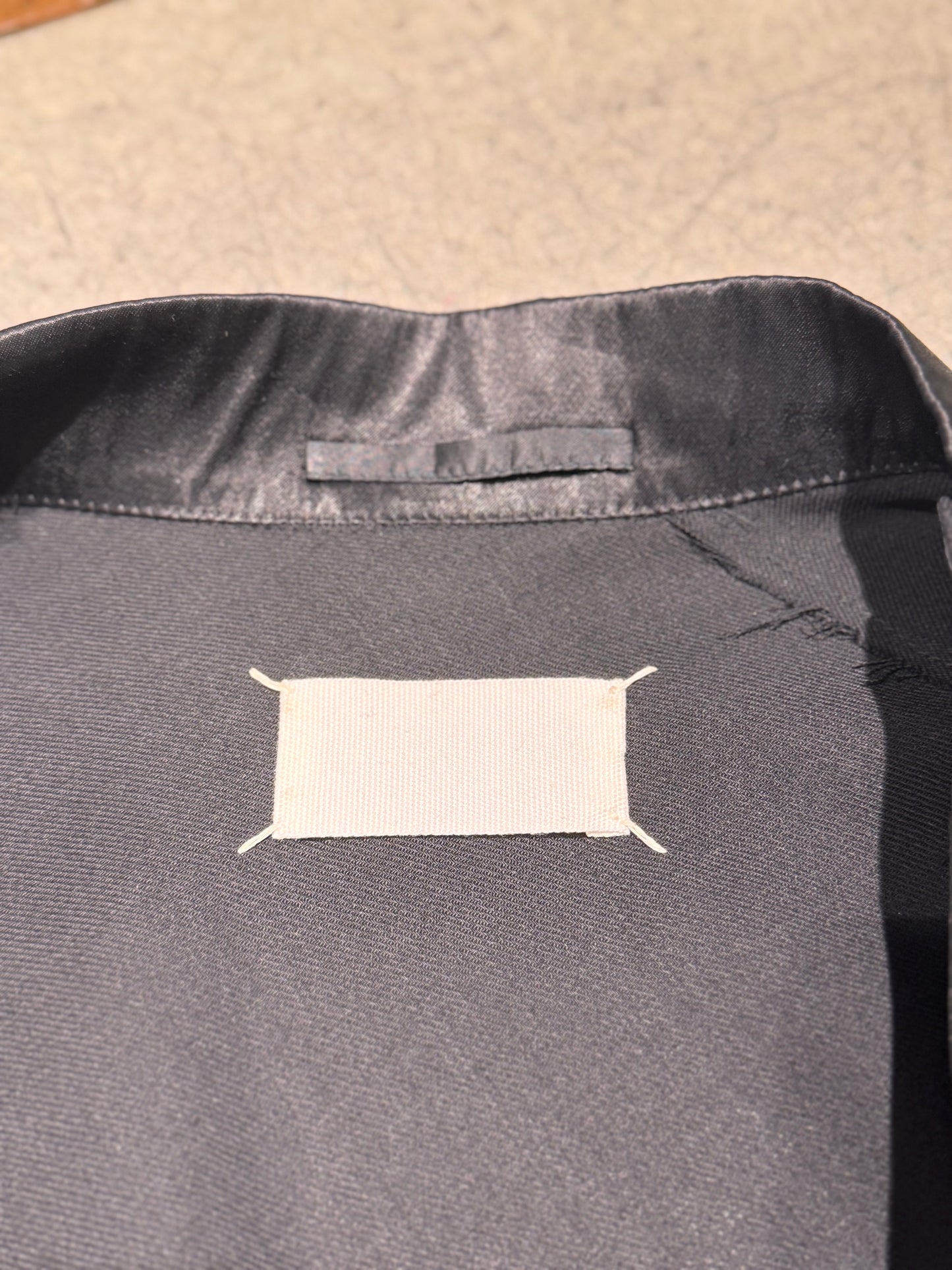 W - Gilet - MAISON MARGIELA ARTISANAL Collection S/S 2002 - Black