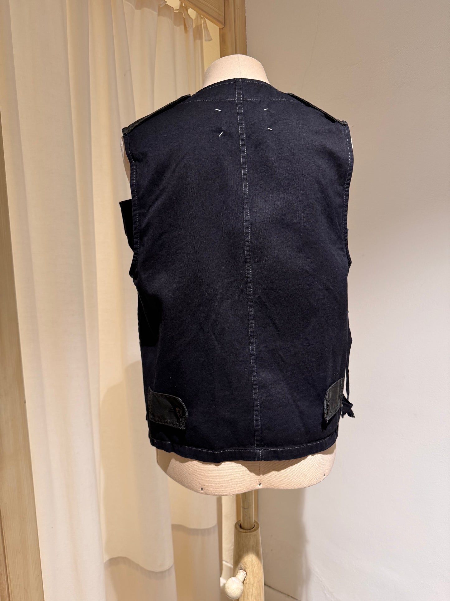 M - Gilet - MAISON MARGIELA MEN (0) (10) ARTISANAL Collection S/S 2001- Black