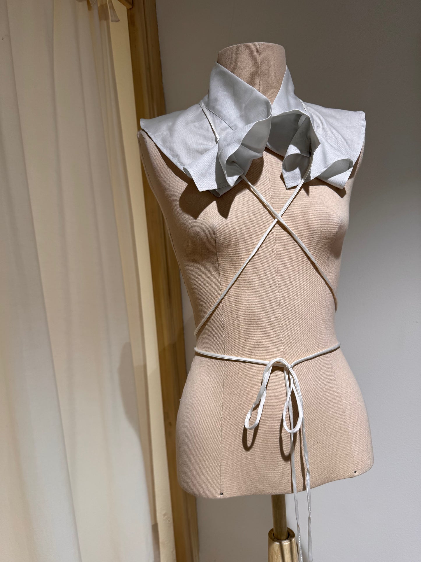 W - Neck - MAISON MARGIELA ARTISANAL Collection 2000/2002 - Pale Grey