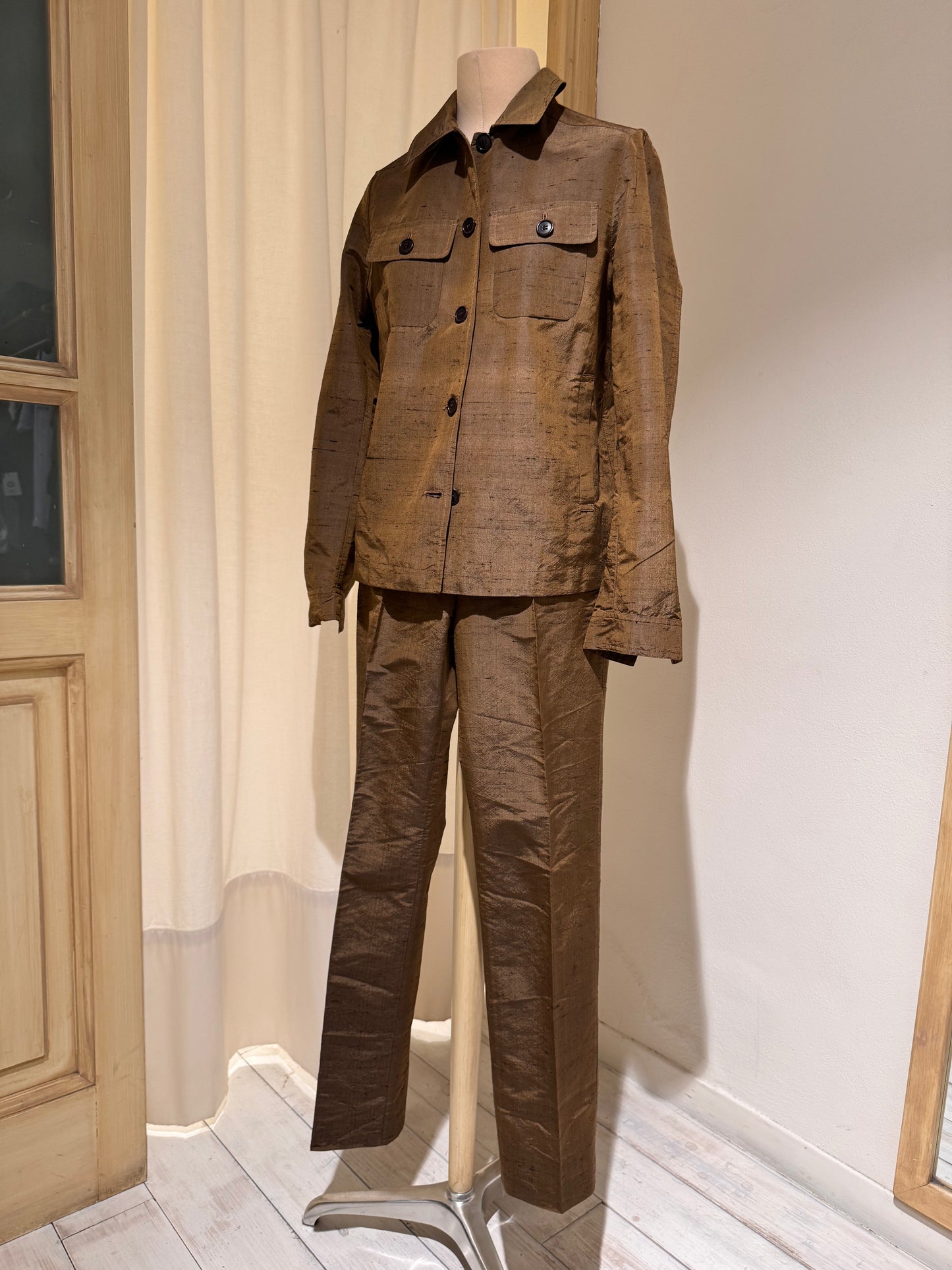 W - Woman Suit - G GIGLI - Year: 1988/9 - Hezelnut