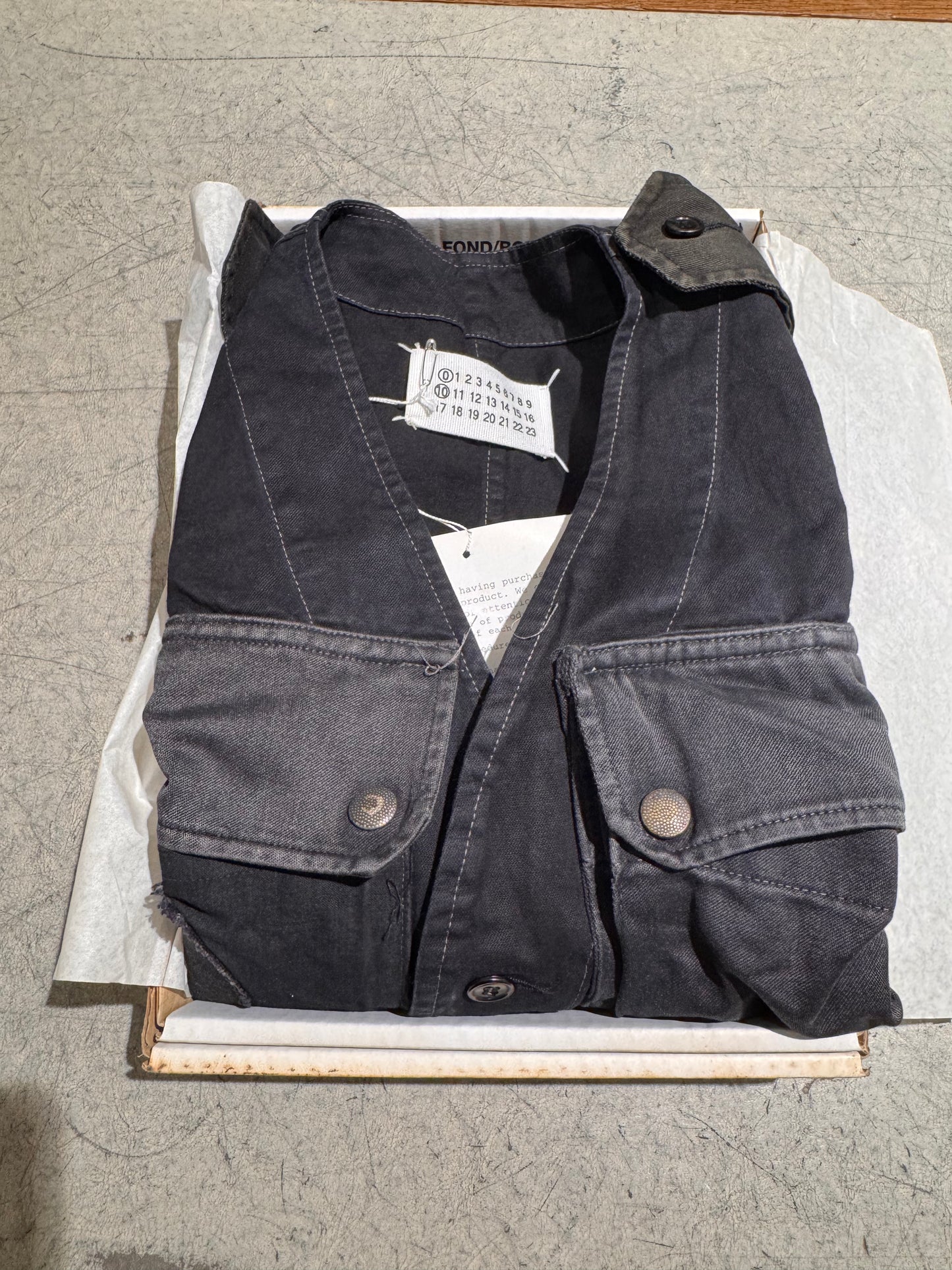 M - Gilet - MAISON MARGIELA MEN (0) (10) ARTISANAL Collection S/S 2001- Black