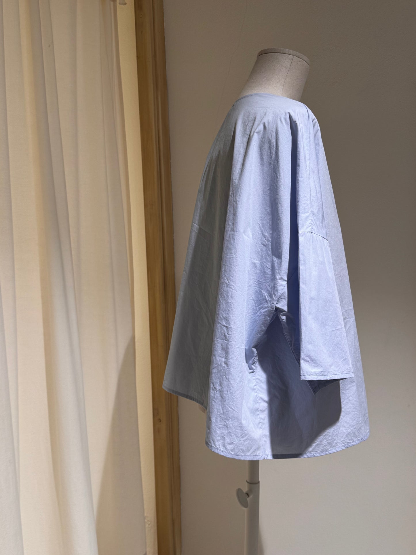 W BLOUSA - APUNTOB - Delicate Light Blue