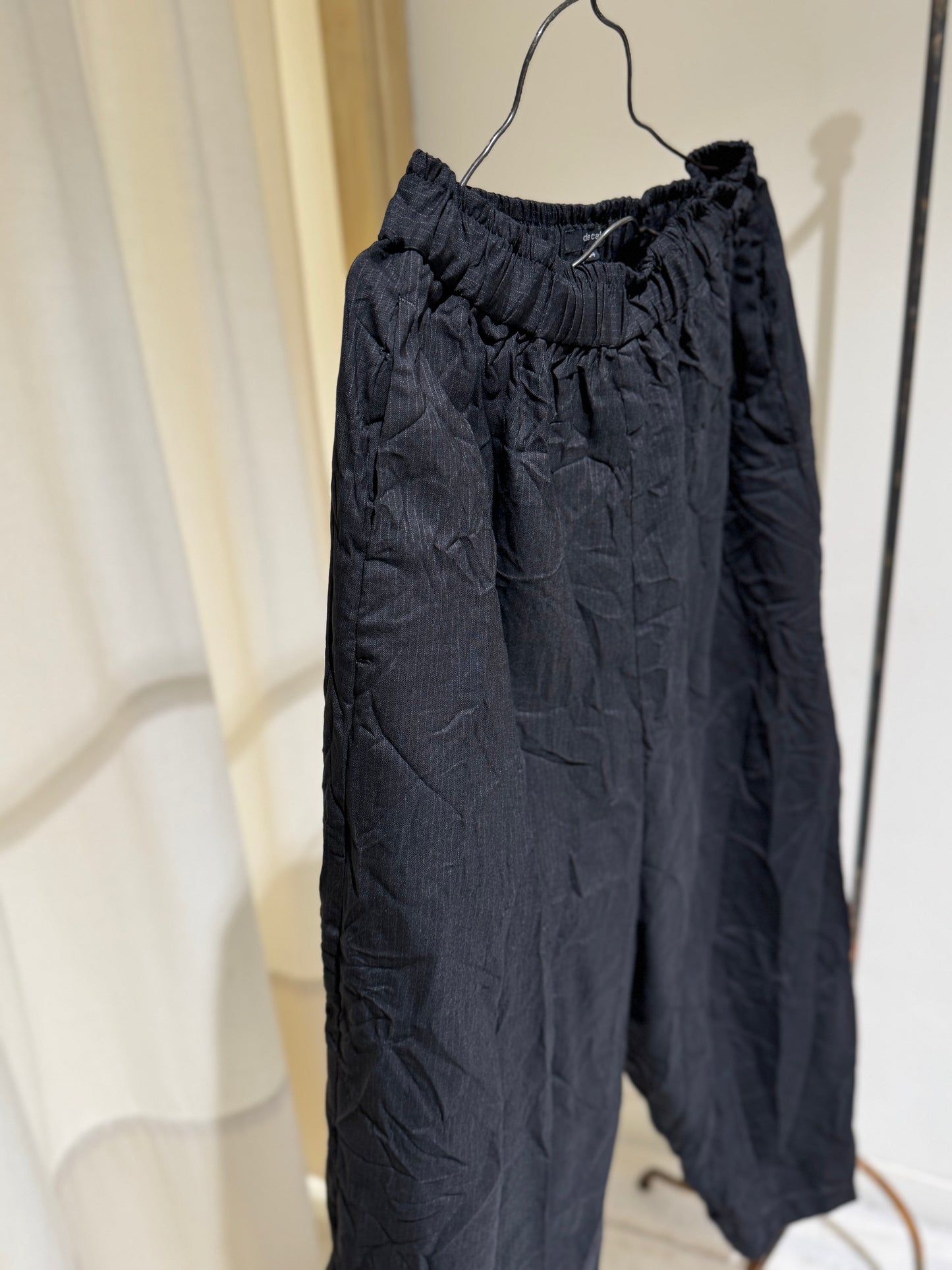 W - Wrinckled Pant - PAS DE CALAIS - Black