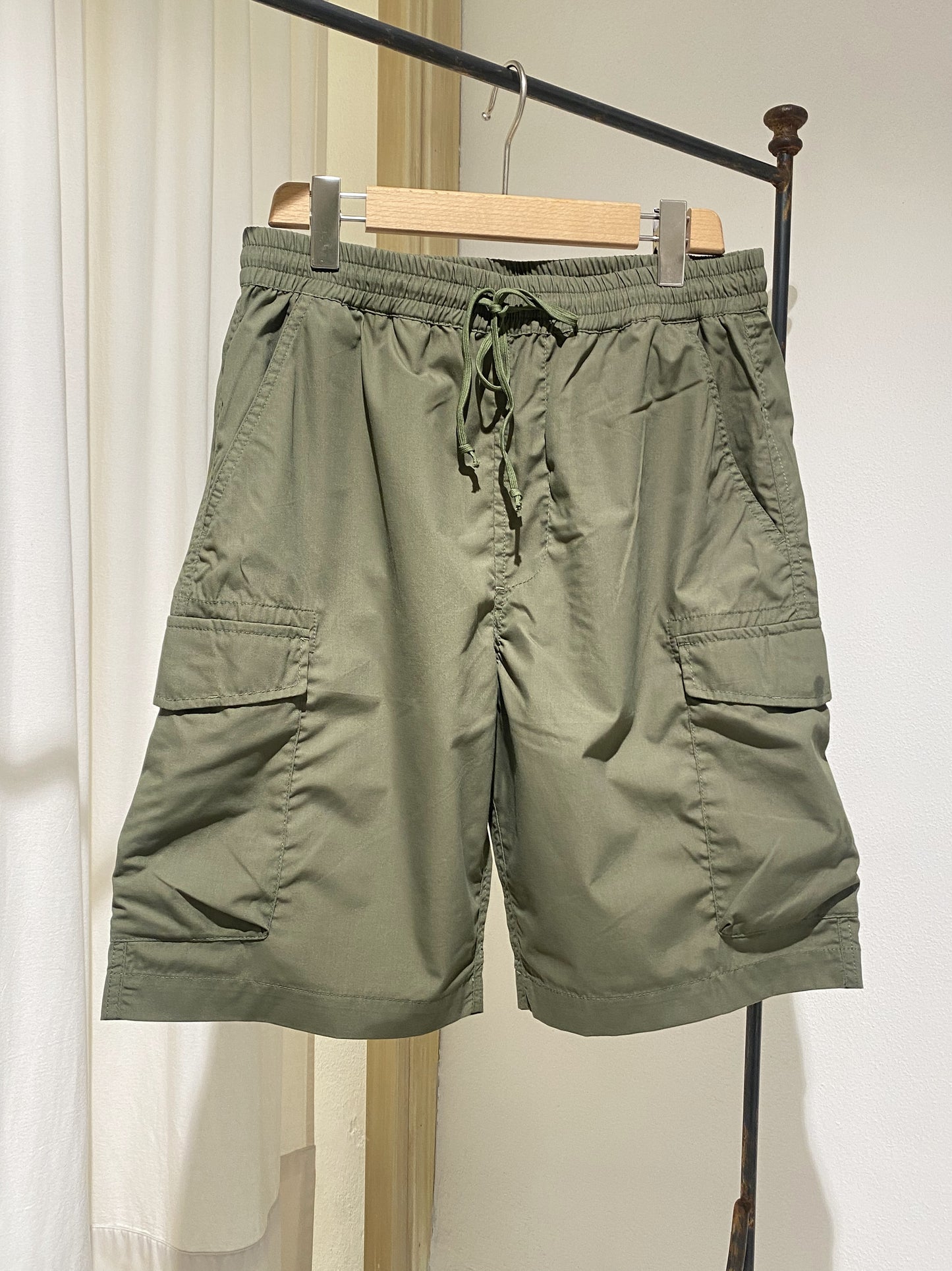 M Parachute Short - Universal Works - Mil Green