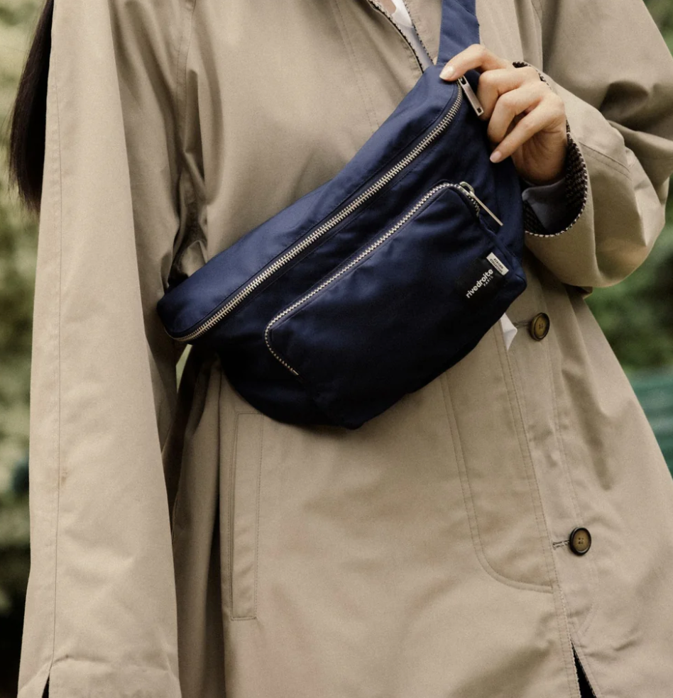 M & W Joly le sac banane - RIVE DROITE PARIS - Navy Blue